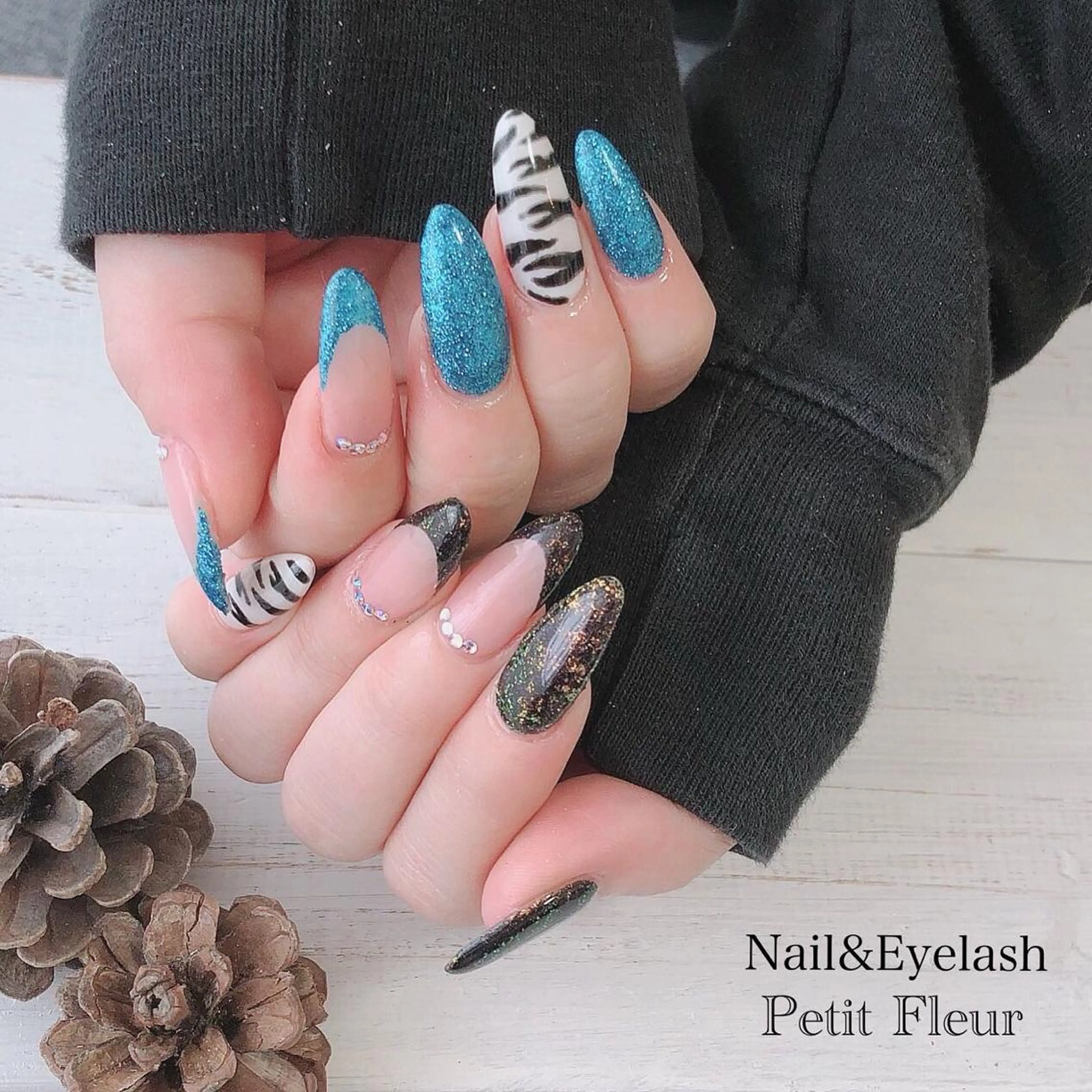 ネイル Petit Fleur所属・青柳 亜梨奈のマツエク・マツパデザイン