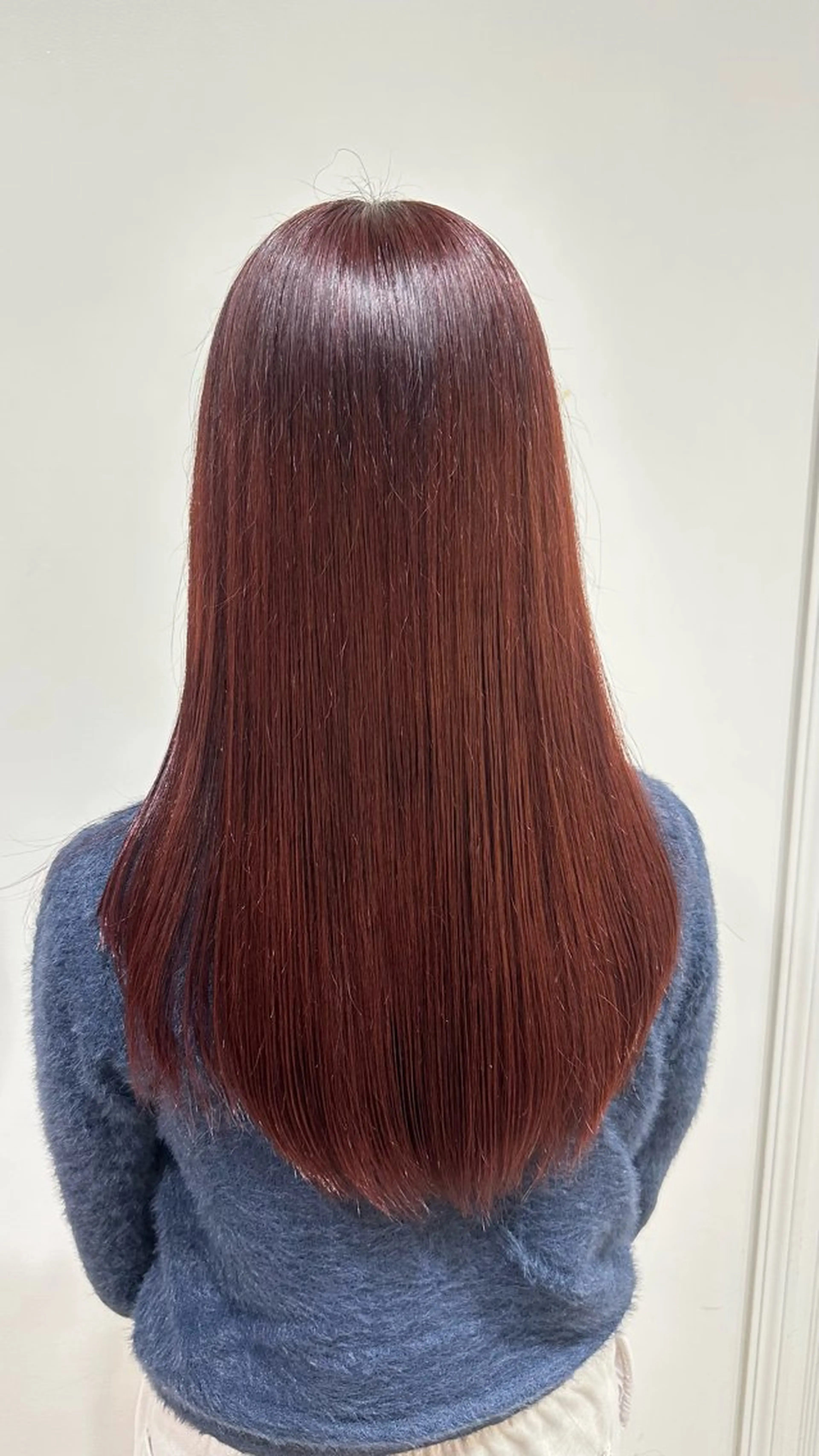 ロング カラー レッドカラー 顔周りカット レイヤーカット 🎀 RUNA🎀のヘアスタイル