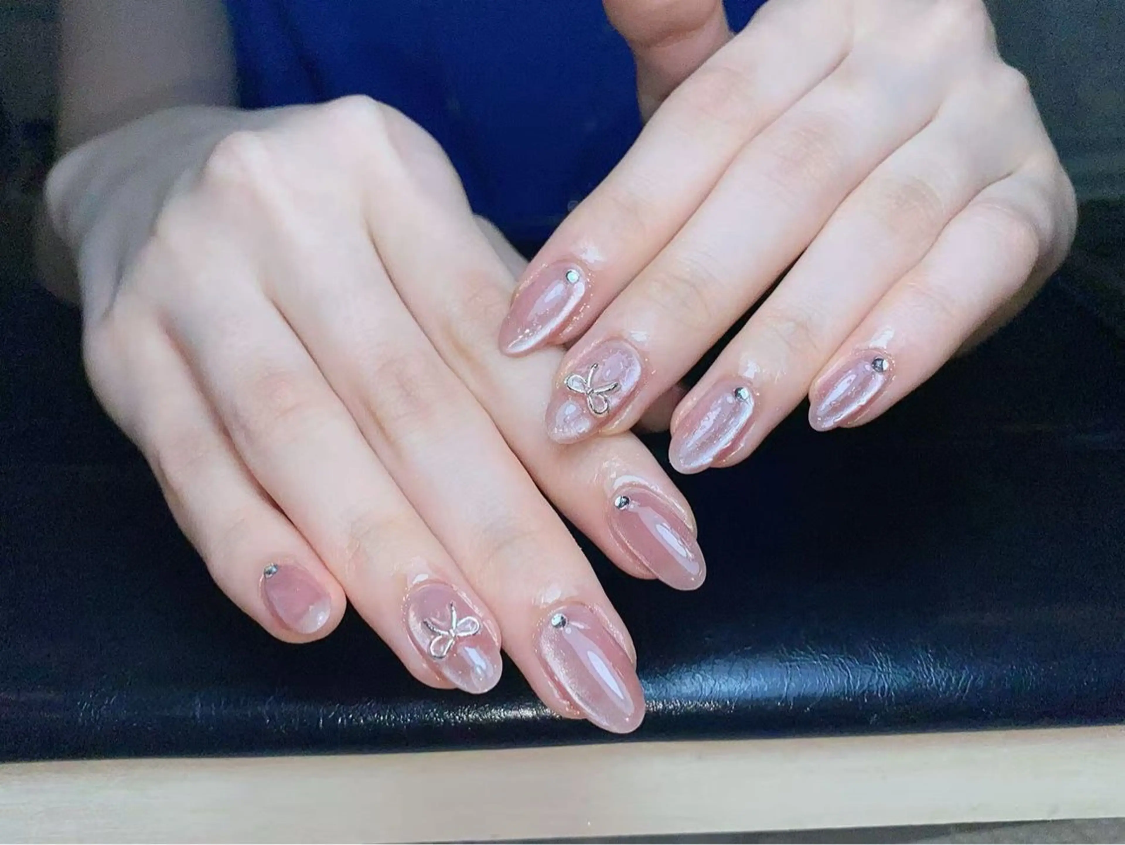 ネイル チークネイル 長さ出し フットネイル フレンチネイル ジェルネイル Han Evelynのネイルデザイン