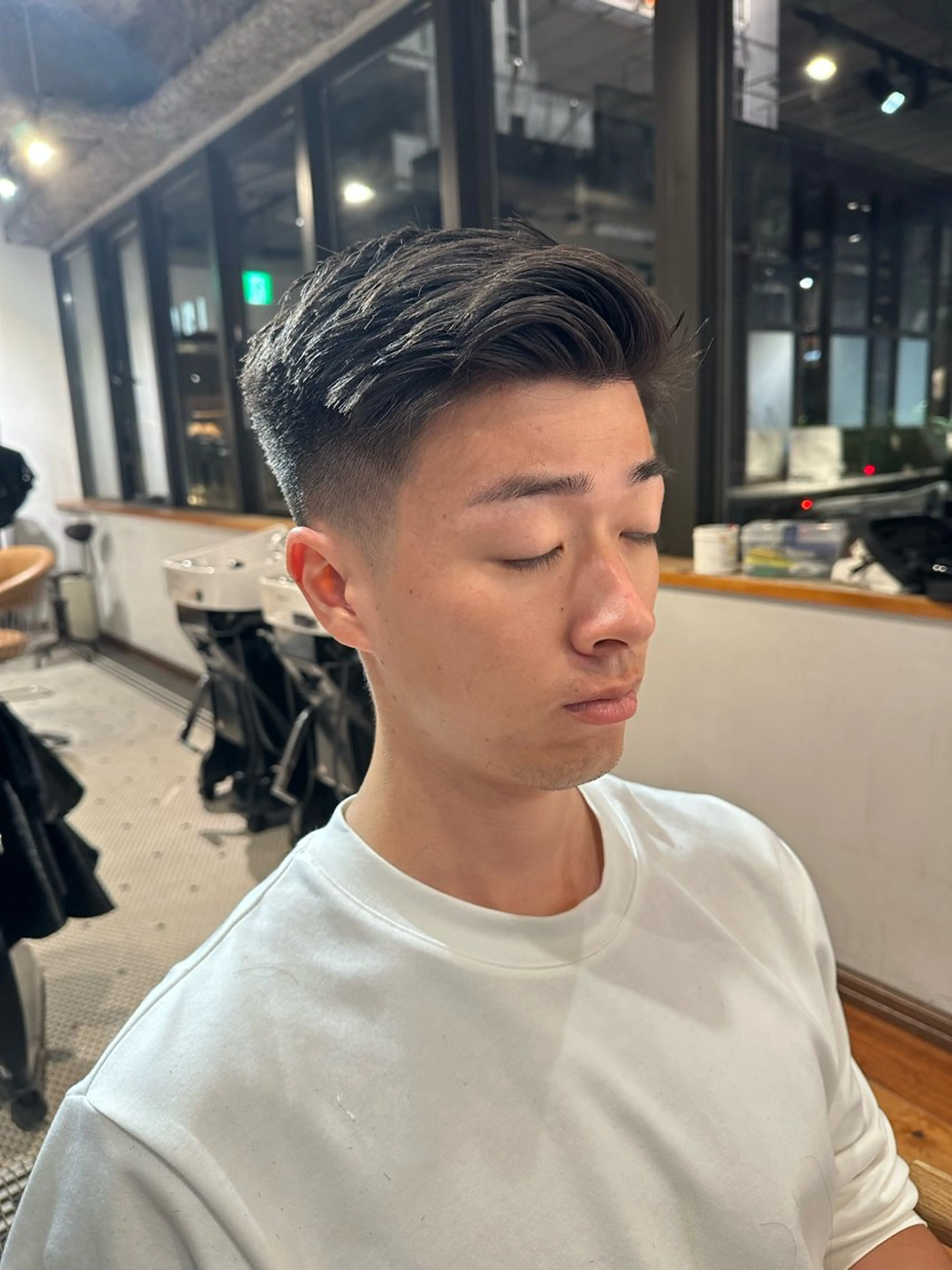 ショート 海外レイヤー鯉渕 【海外風メンズも◎】のヘアスタイル