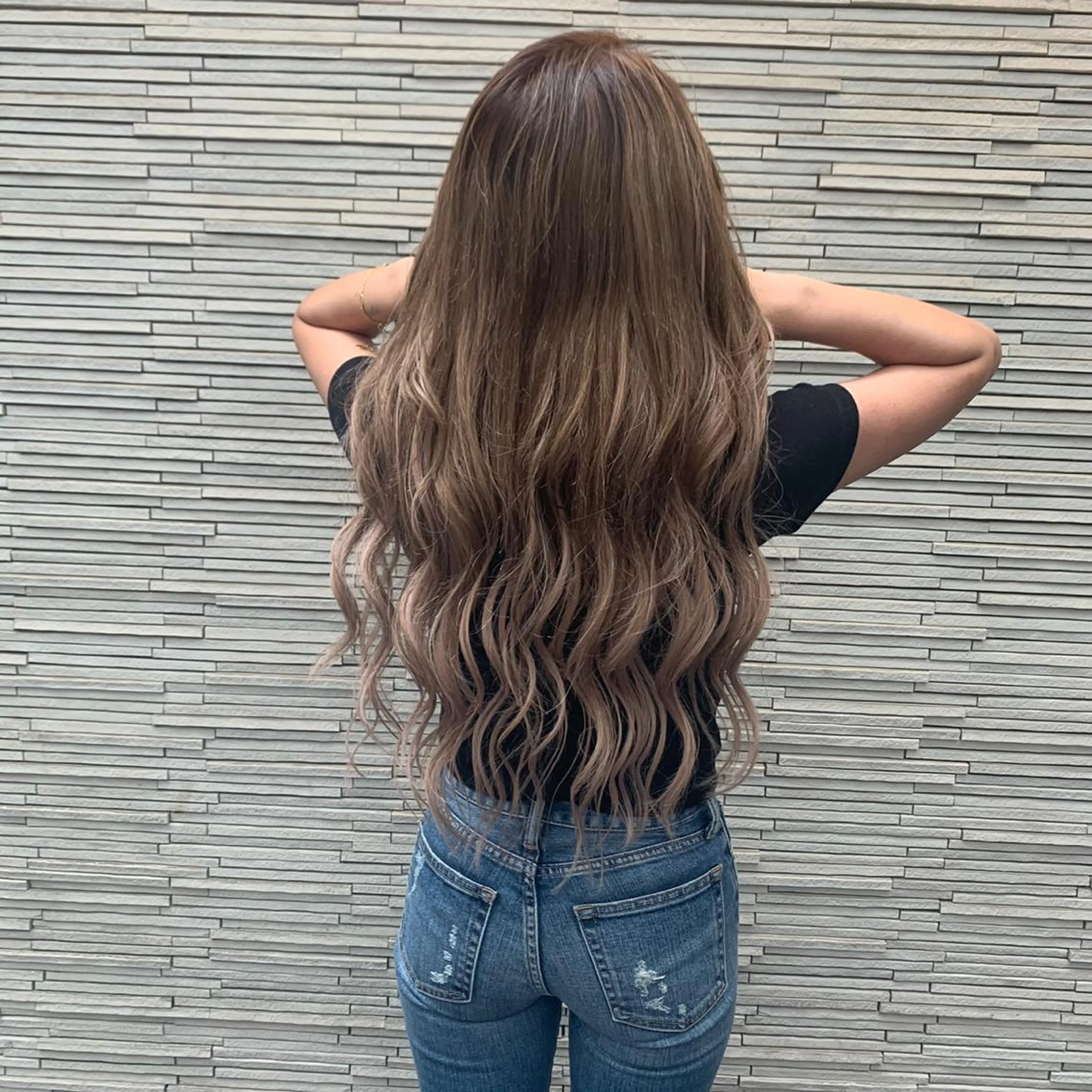 セミロング LOPEZ LAB所属・🦁LOPEZLAB /RUNA🌙のヘアスタイル