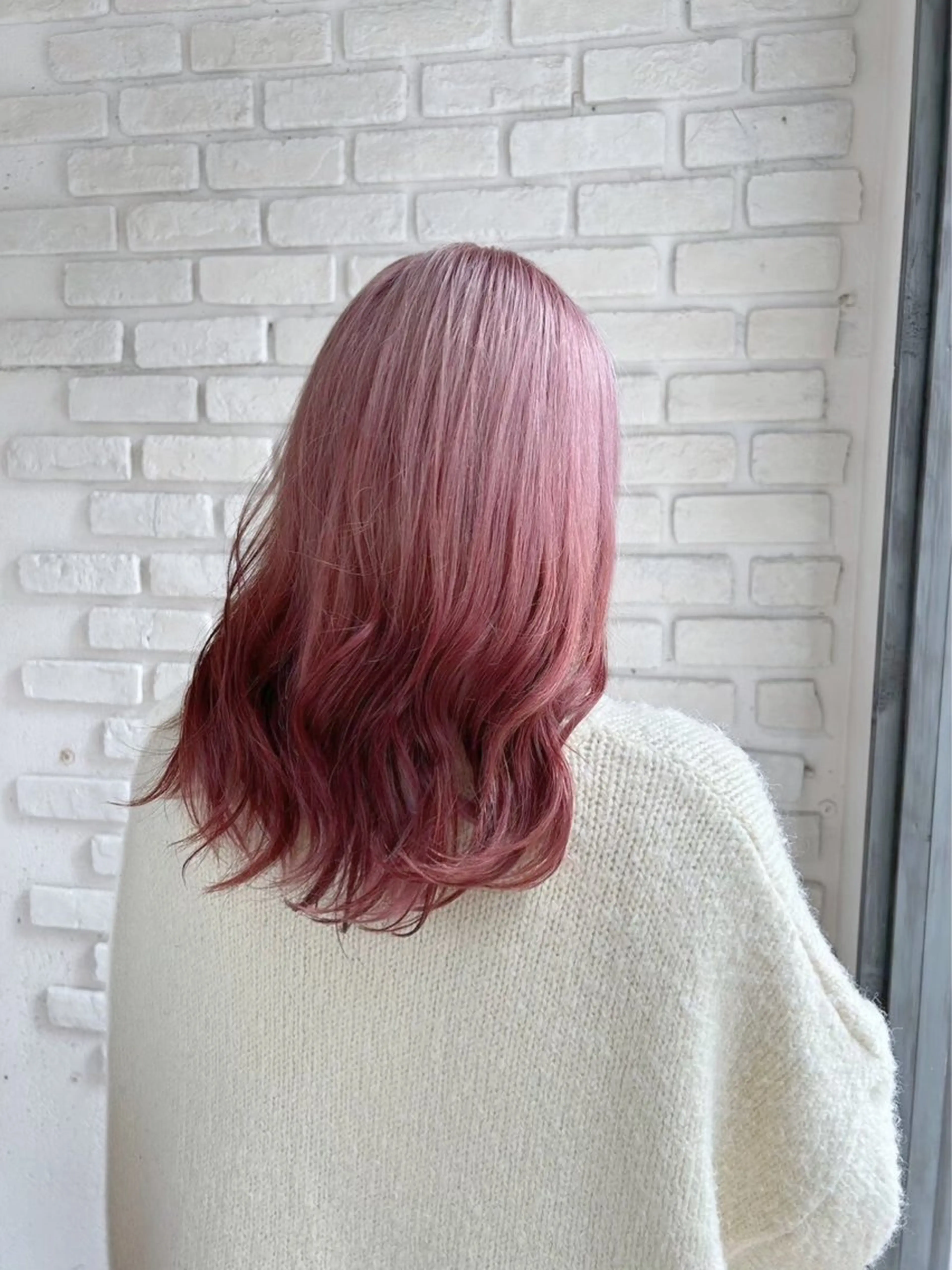 セミロング カラー hozumi bilanciaのヘアスタイル