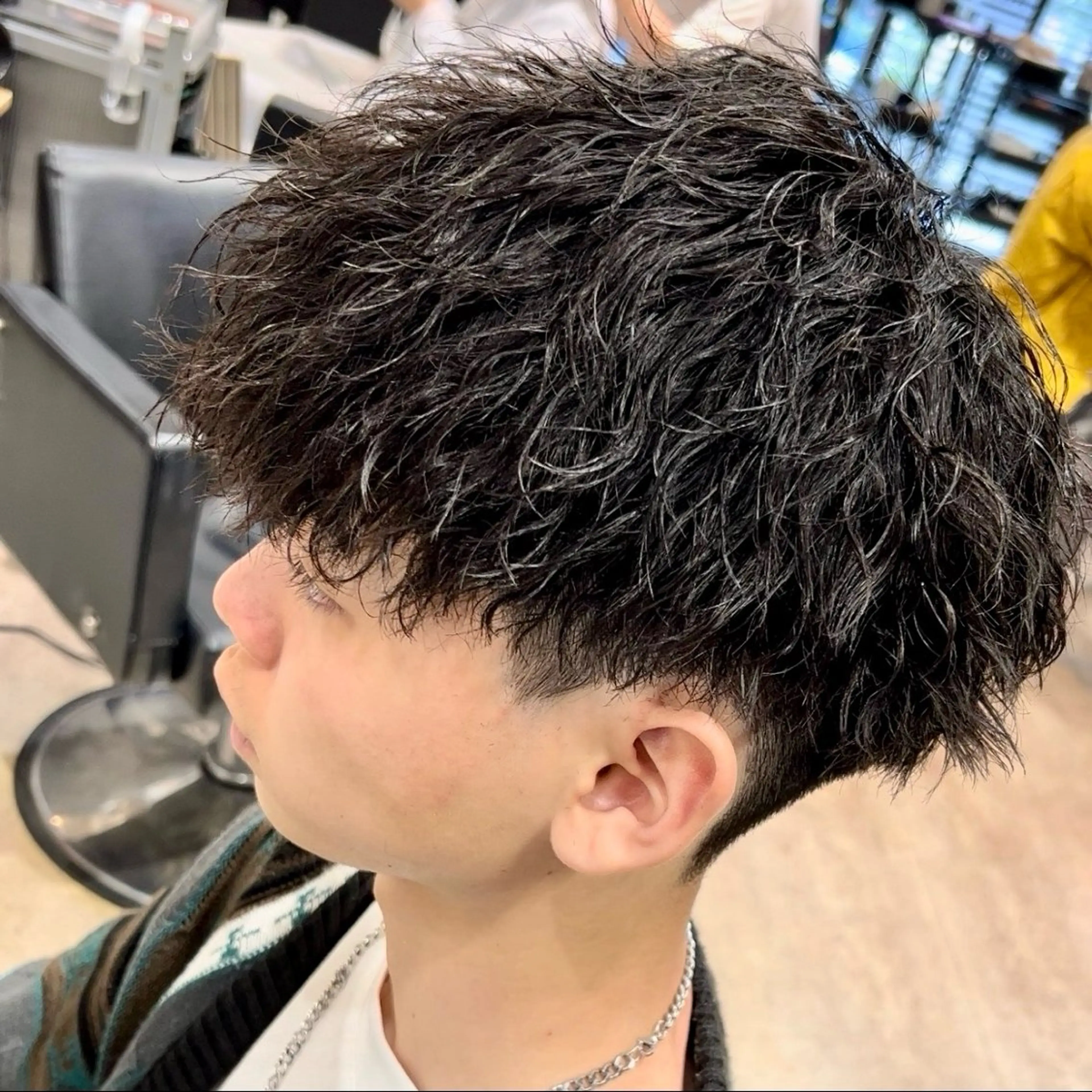 ショート パーマ メンズ マッシュ トリートメント 似合わせパーマ フェザーパーマ稲村のヘアスタイル