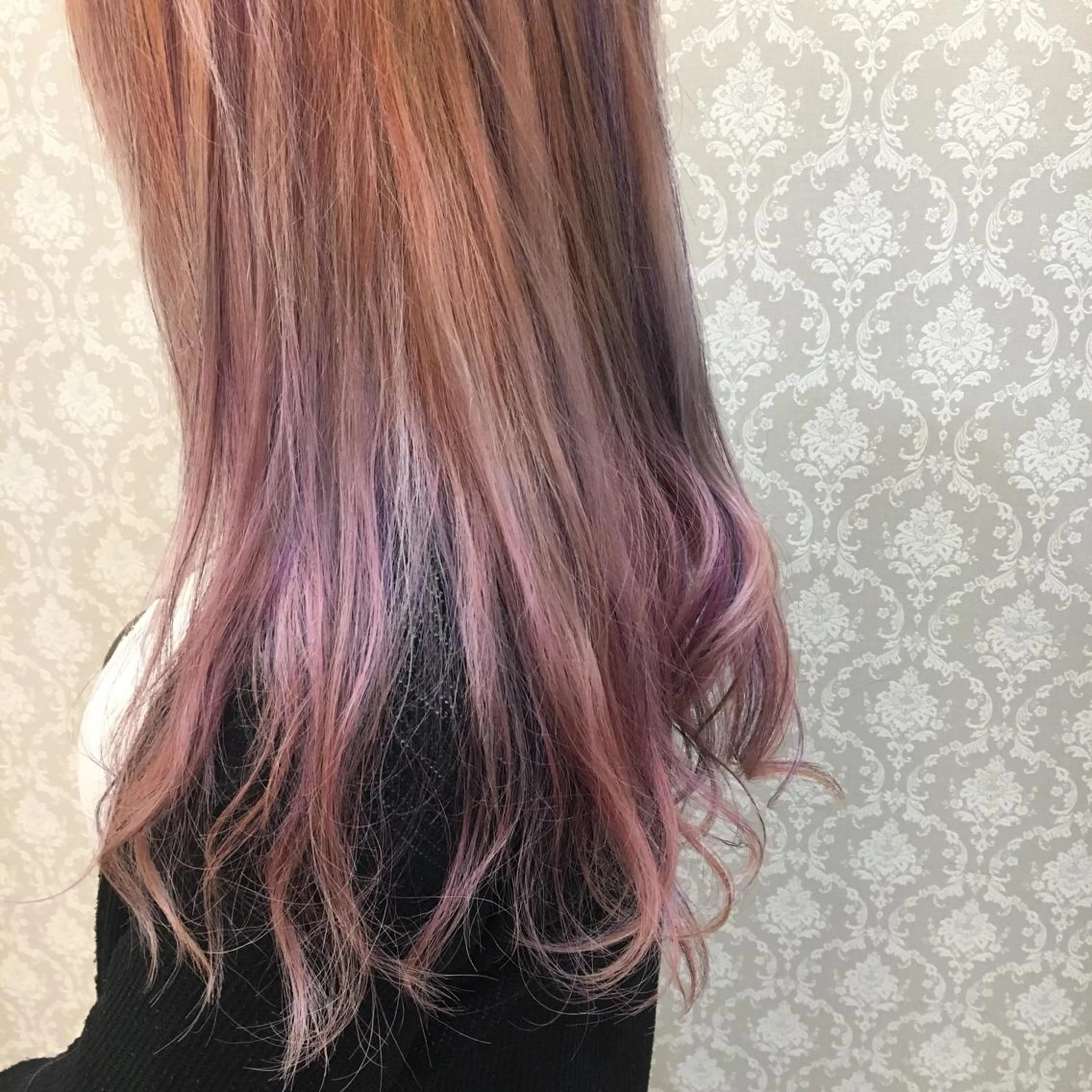 カラー ハイライトカラー ピンクカラー ササキ トモシのヘアスタイル