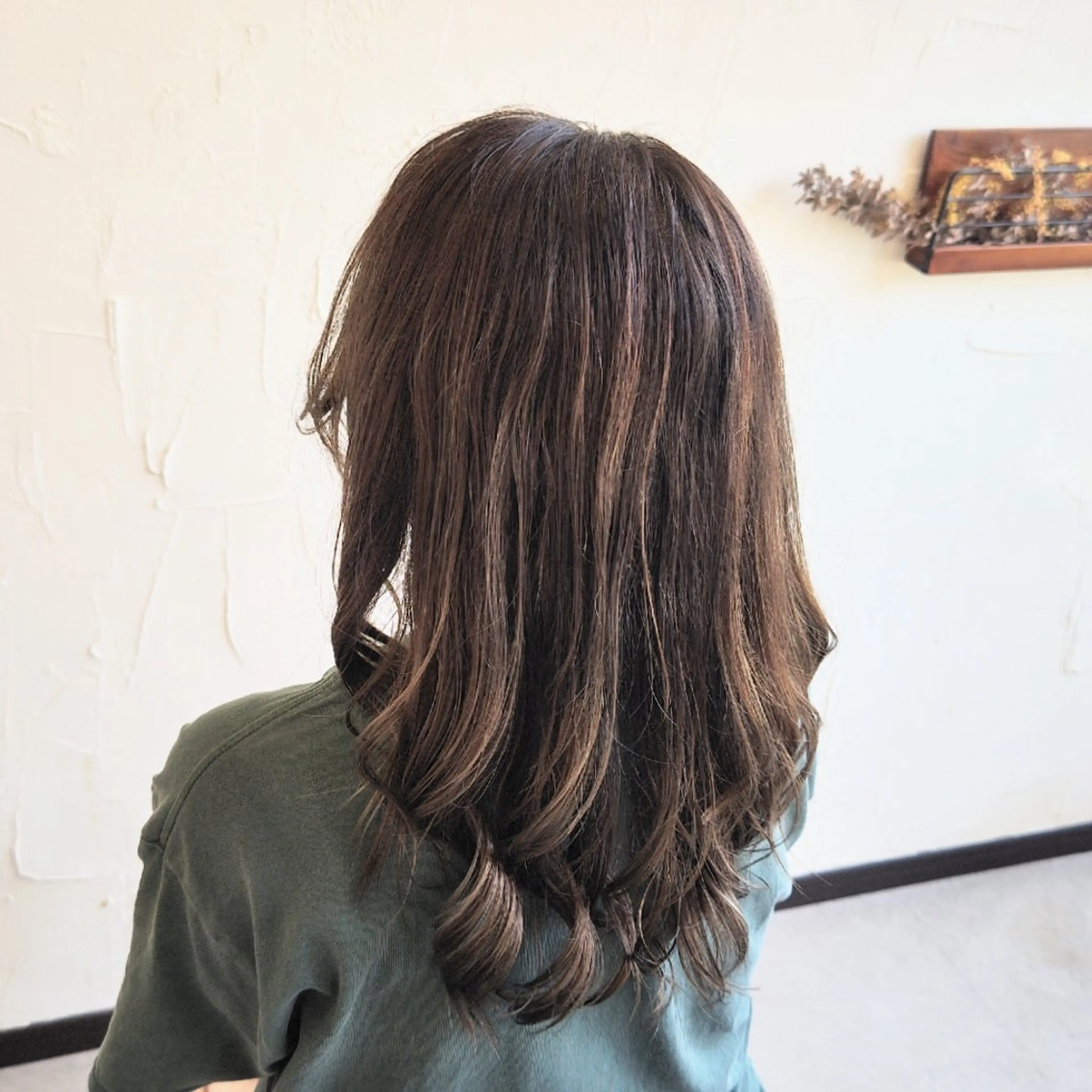 カラー イルミナカラー 吉田 彩のヘアスタイル