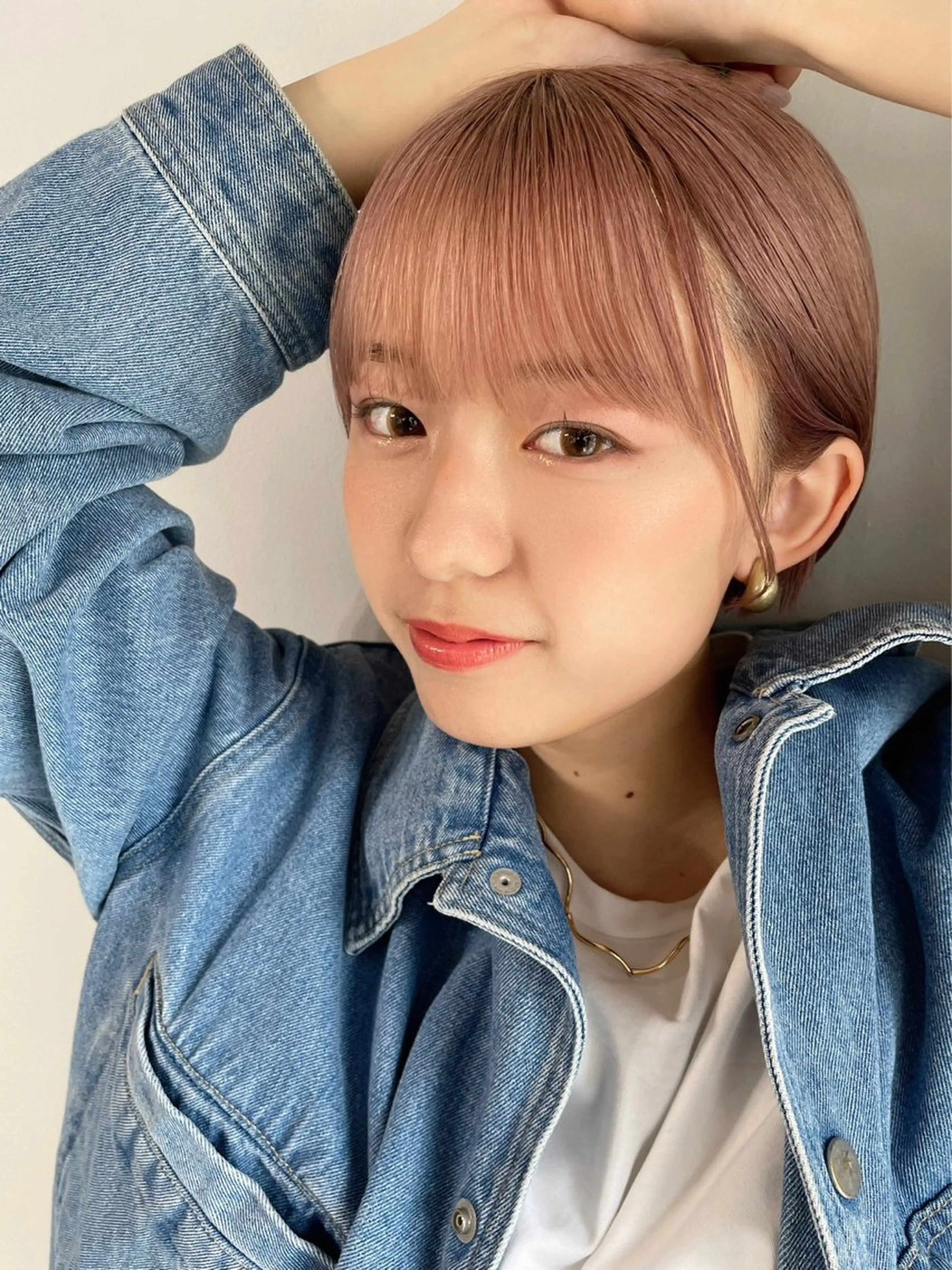 ショート カラー ベージュカラー イヤリングカラー インナーカラー ボブ ボブインナー La fith hair ray所属・メンズ/パーマ/ ブリーチ/KAITOのヘアスタイル