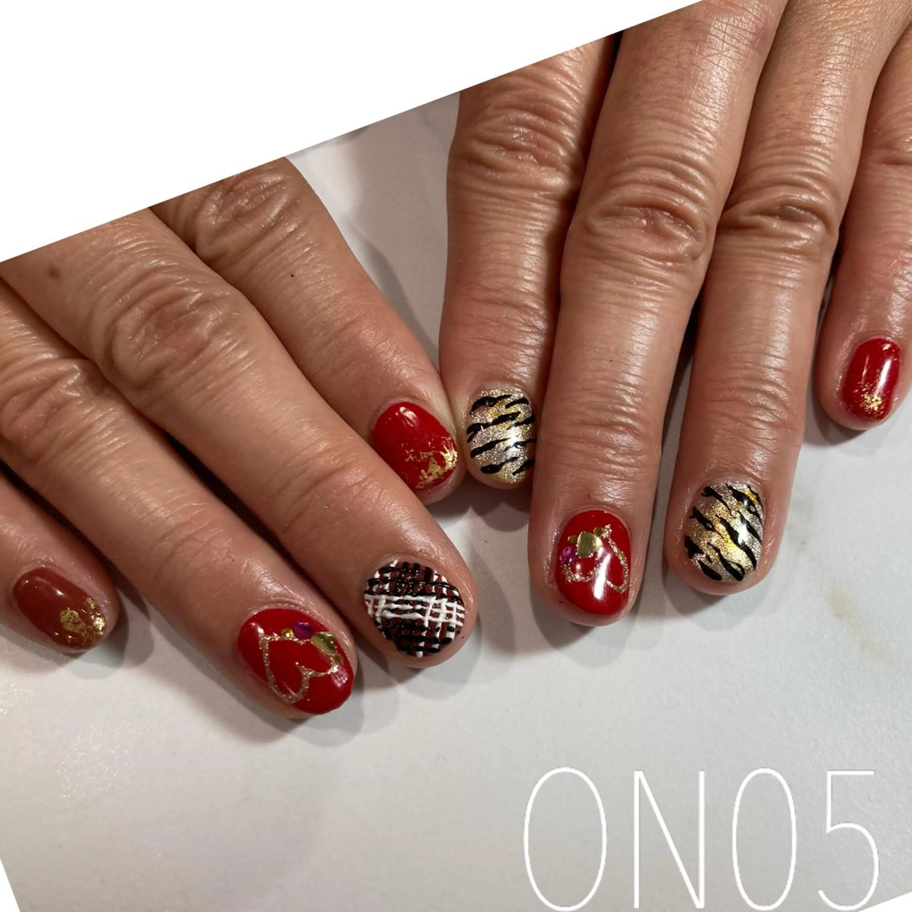 ネイル 園 寛子 （ネイリスト）のネイルデザイン