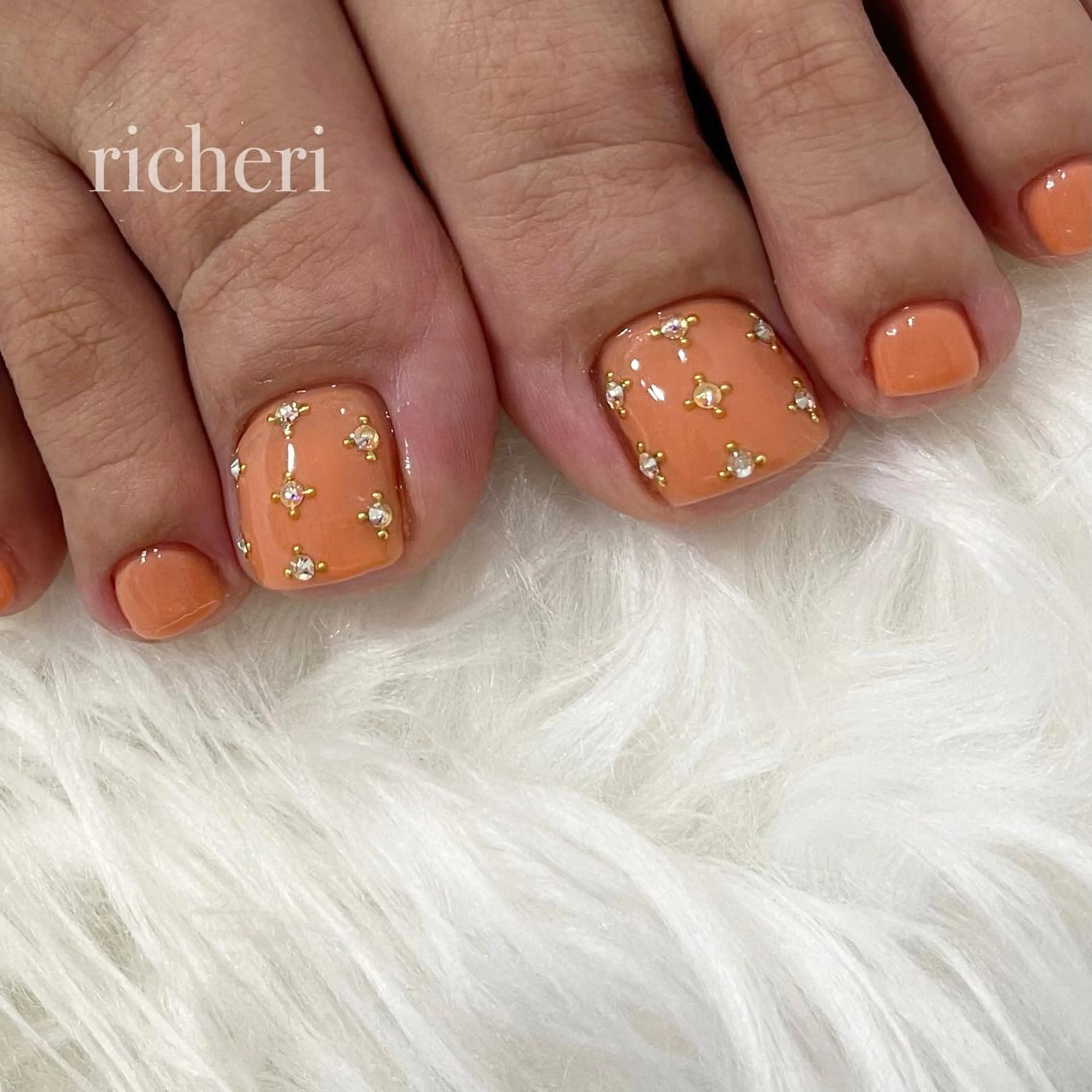 ミディアム ネイル フットネイル richeri beautyのエステ・リラクイメージ