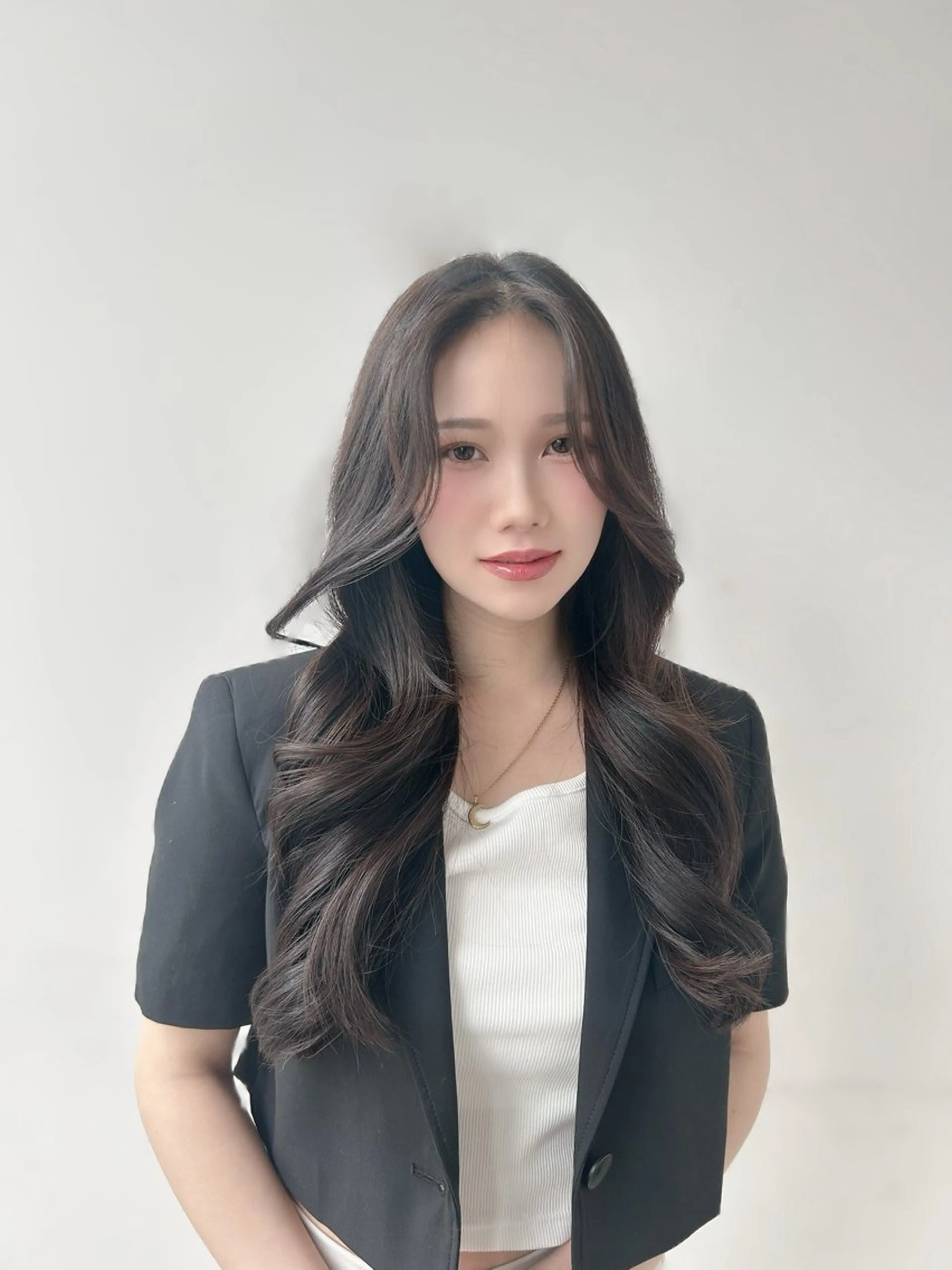 ロング カット ヘアカラー トリートメント 🎀大竹美侑／顔まわ りカット／レイヤーのヘアスタイル