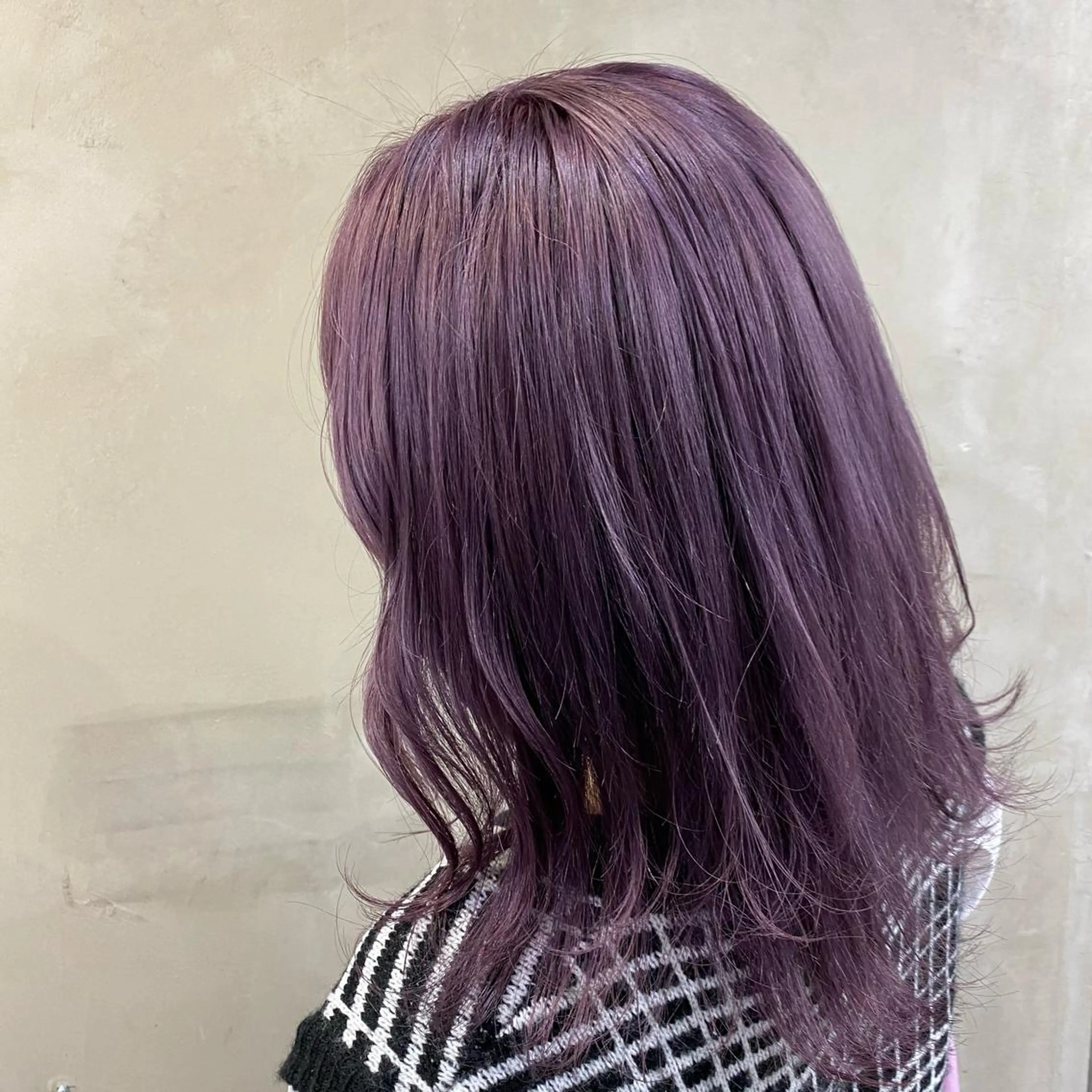 ミディアム kai .のヘアスタイル