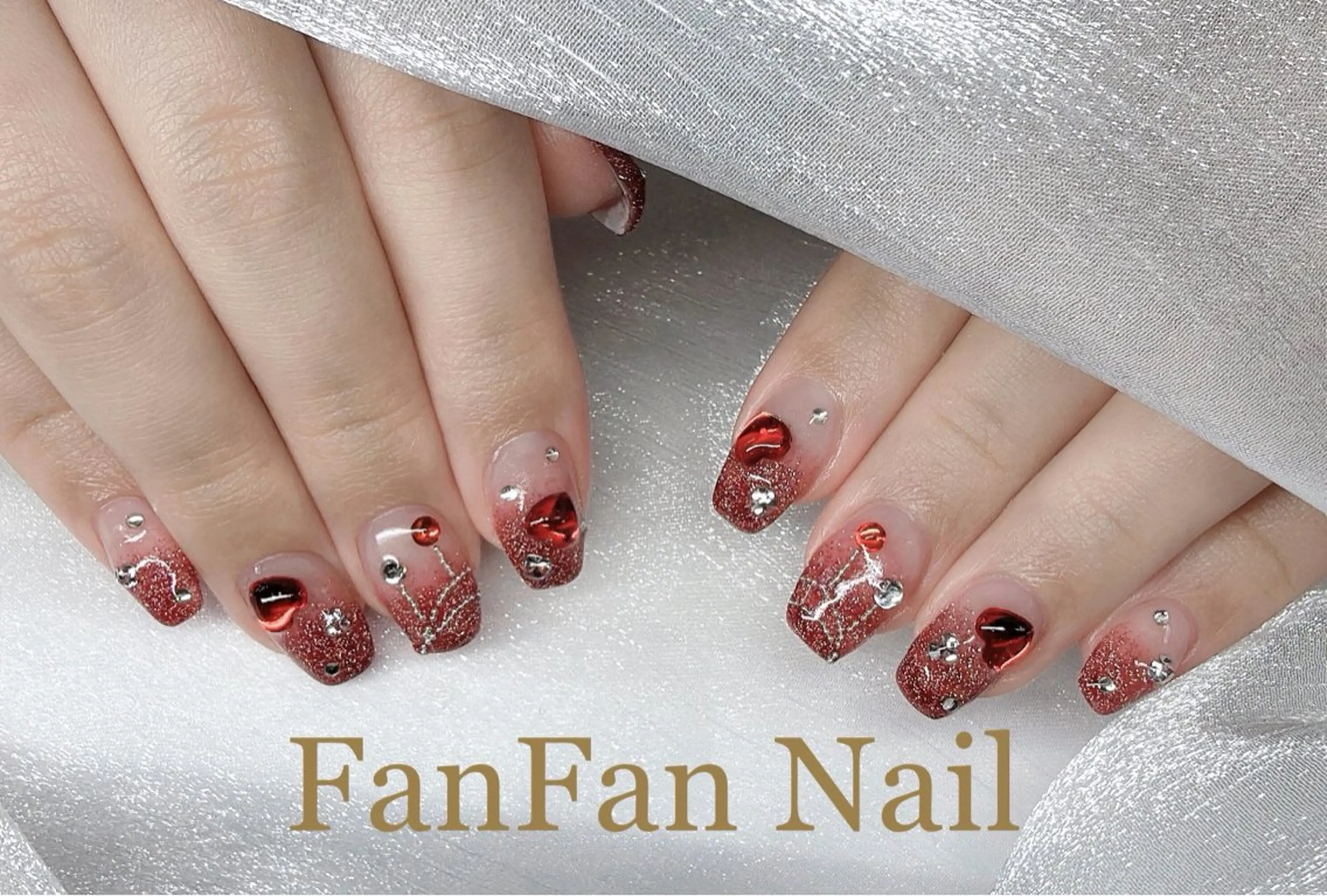 ハンドネイル KaKa FanFanNailのネイルデザイン