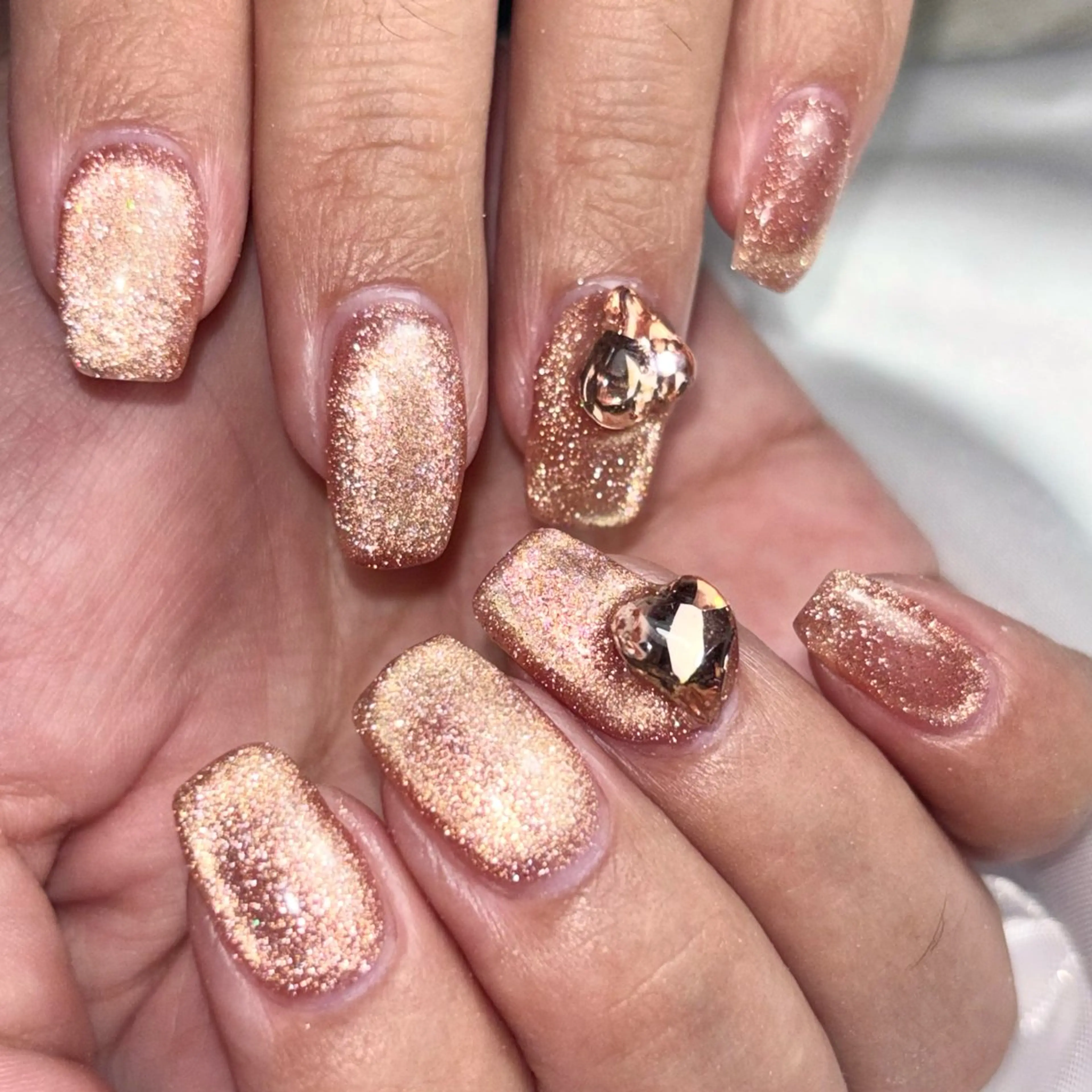 ネイル キラキラネイル マグネットネイル ワンカラーネイル Ray nail   WAKA️🫧のネイルデザイン