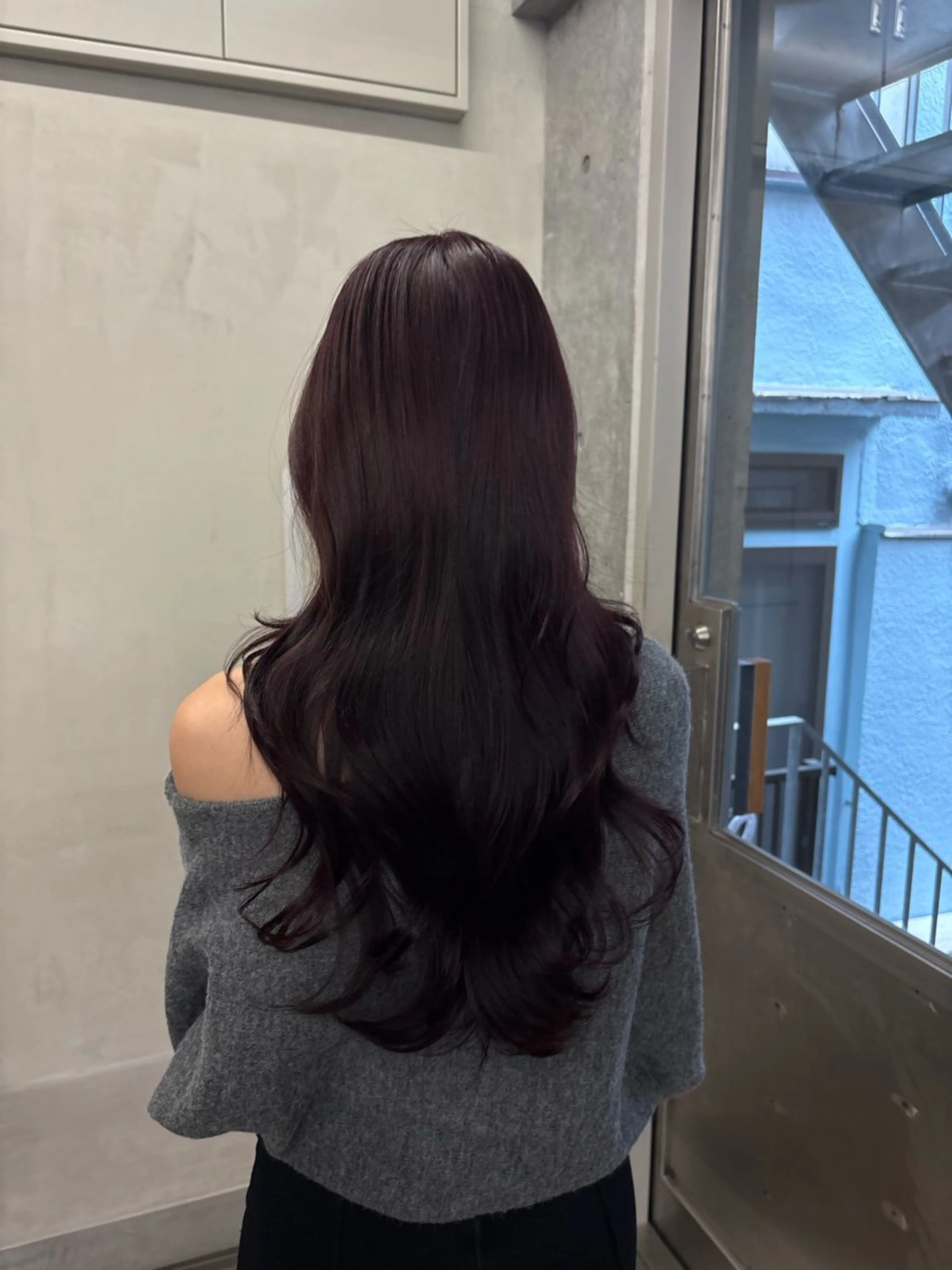 ロング カラー ボルドーカラー カット ヘアカラー トリートメント トレンドカラー🥣／ ヘアアレンジ✩.*˚のヘアスタイル