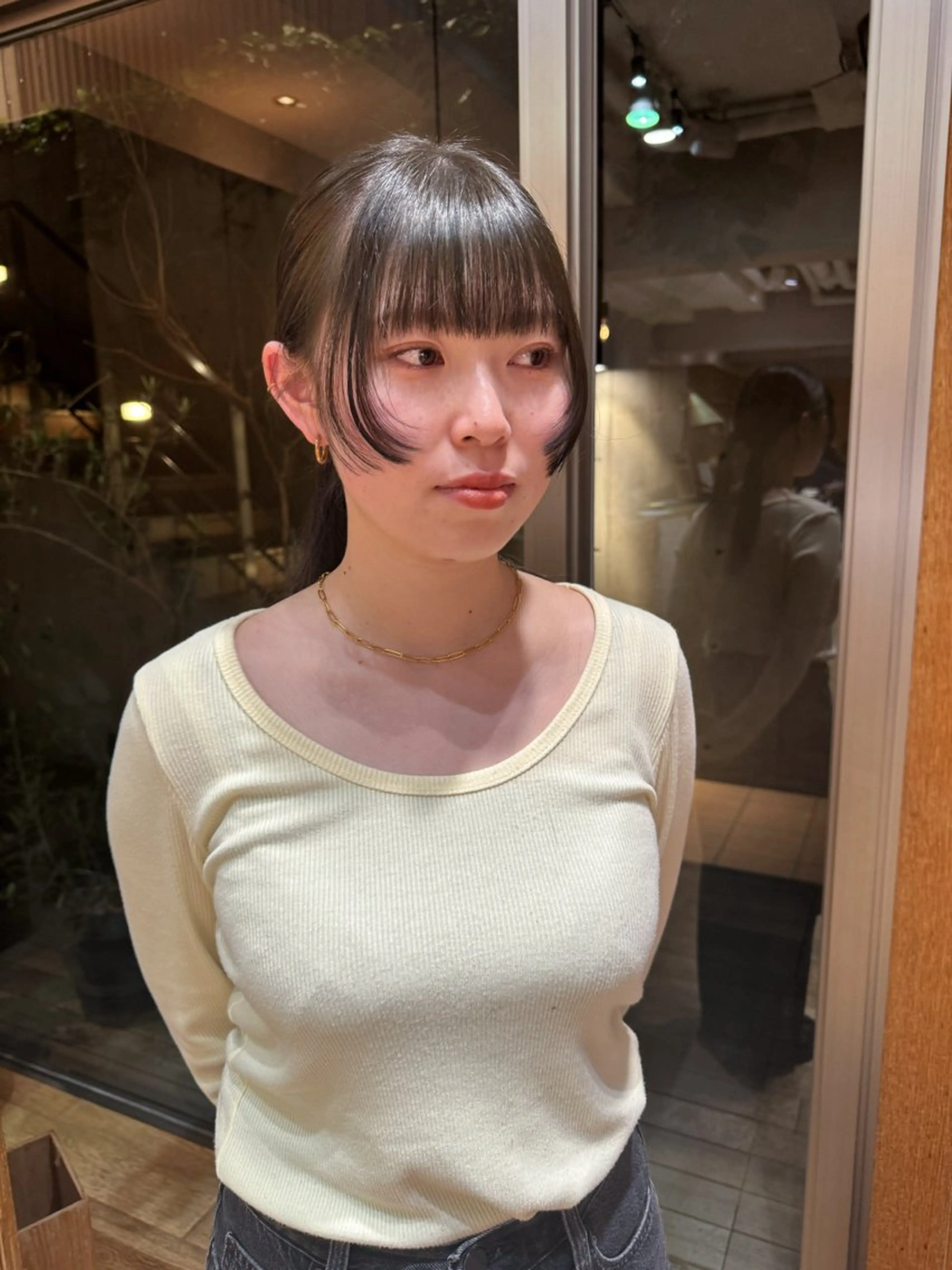 ミディアム カラー カット ヘアカラー 大橋 芽衣のヘアスタイル