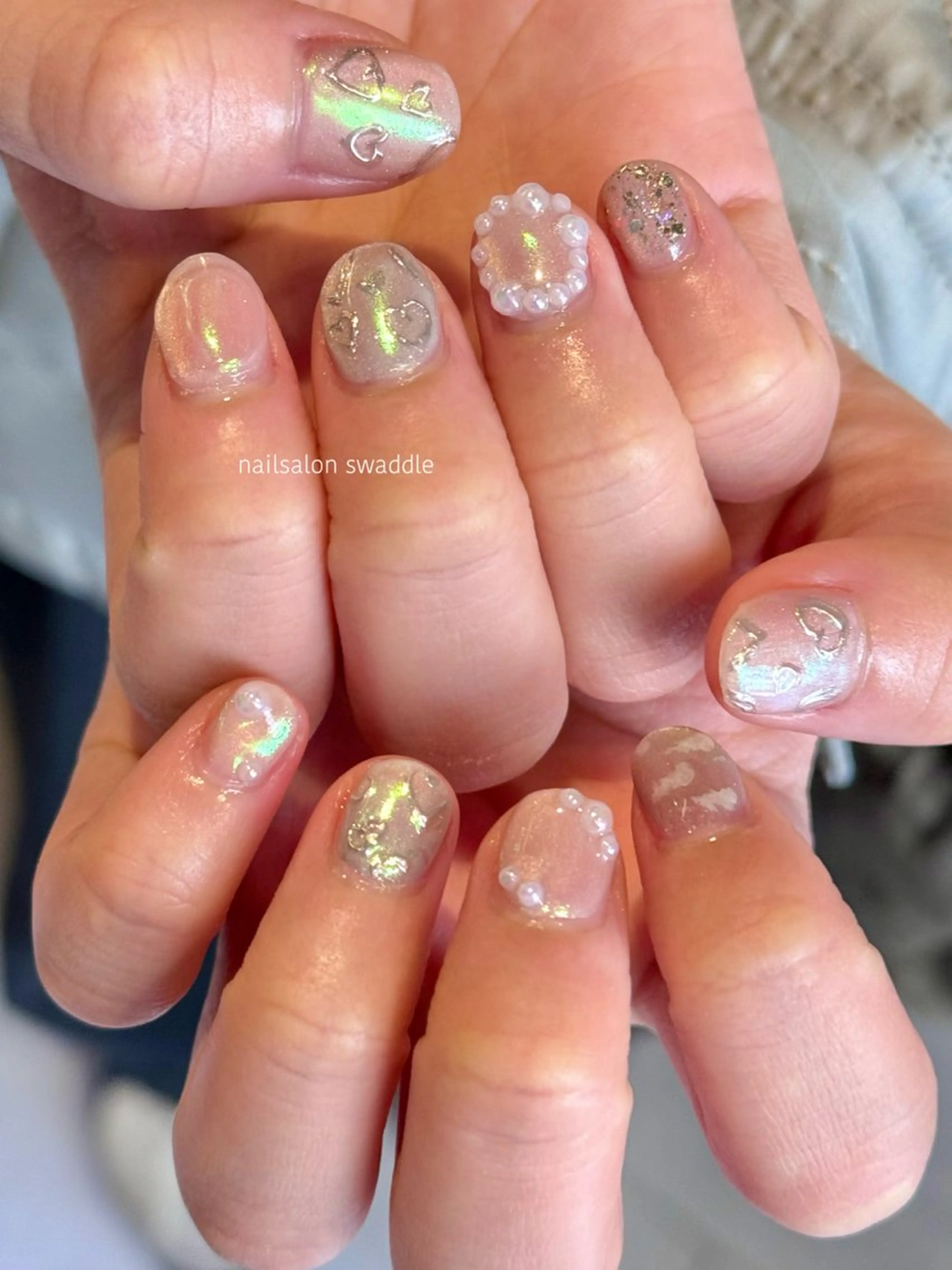 ネイル オーロラネイル ハンドネイル ハンドケア nail salon swaddle 🪽のネイルデザイン