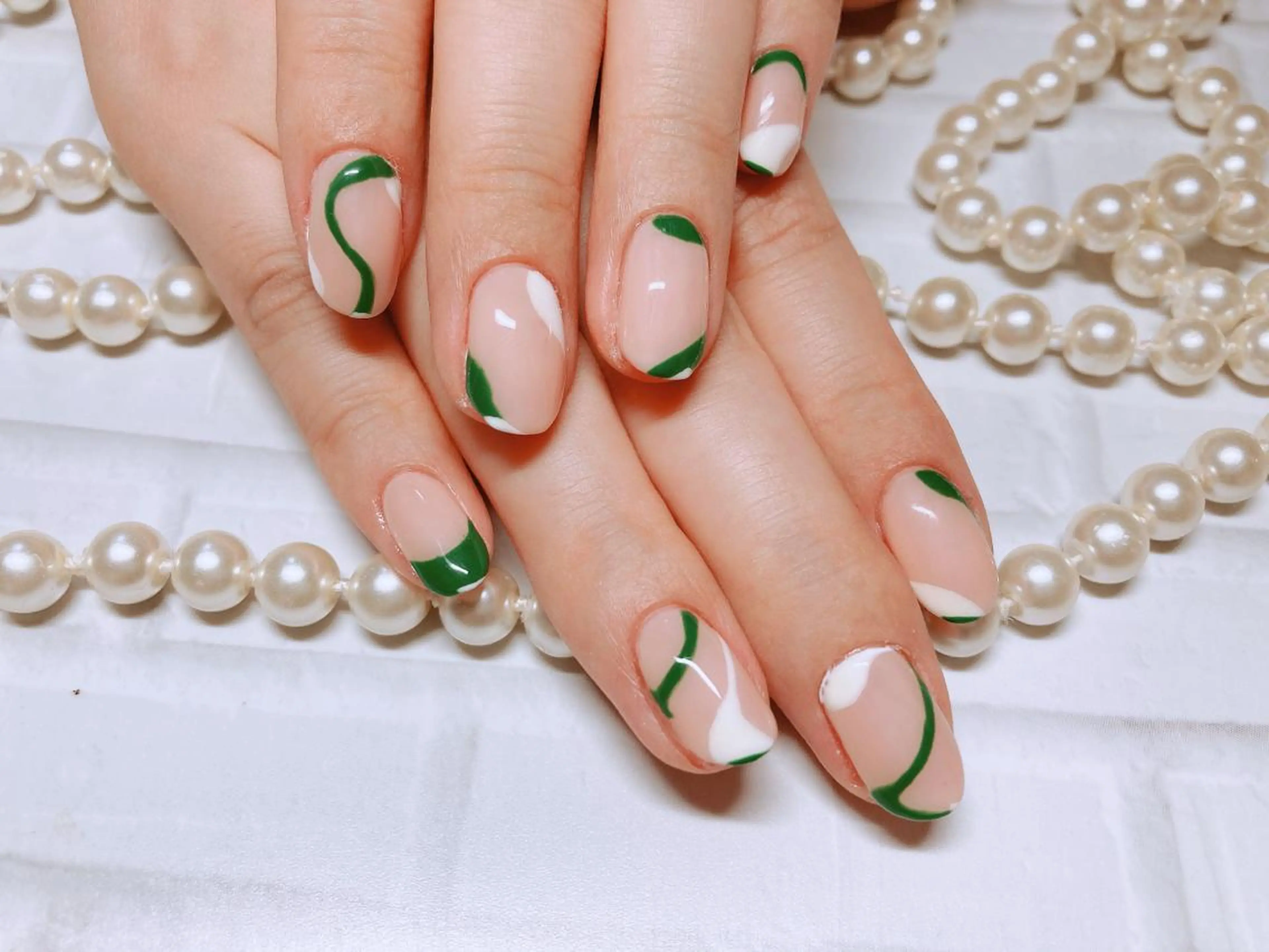 ネイル ハンドネイル ハンドケア ネイルサロン HARRYS所属・ネイル･脱毛サロン HARRYSのエステ・リラクイメージ