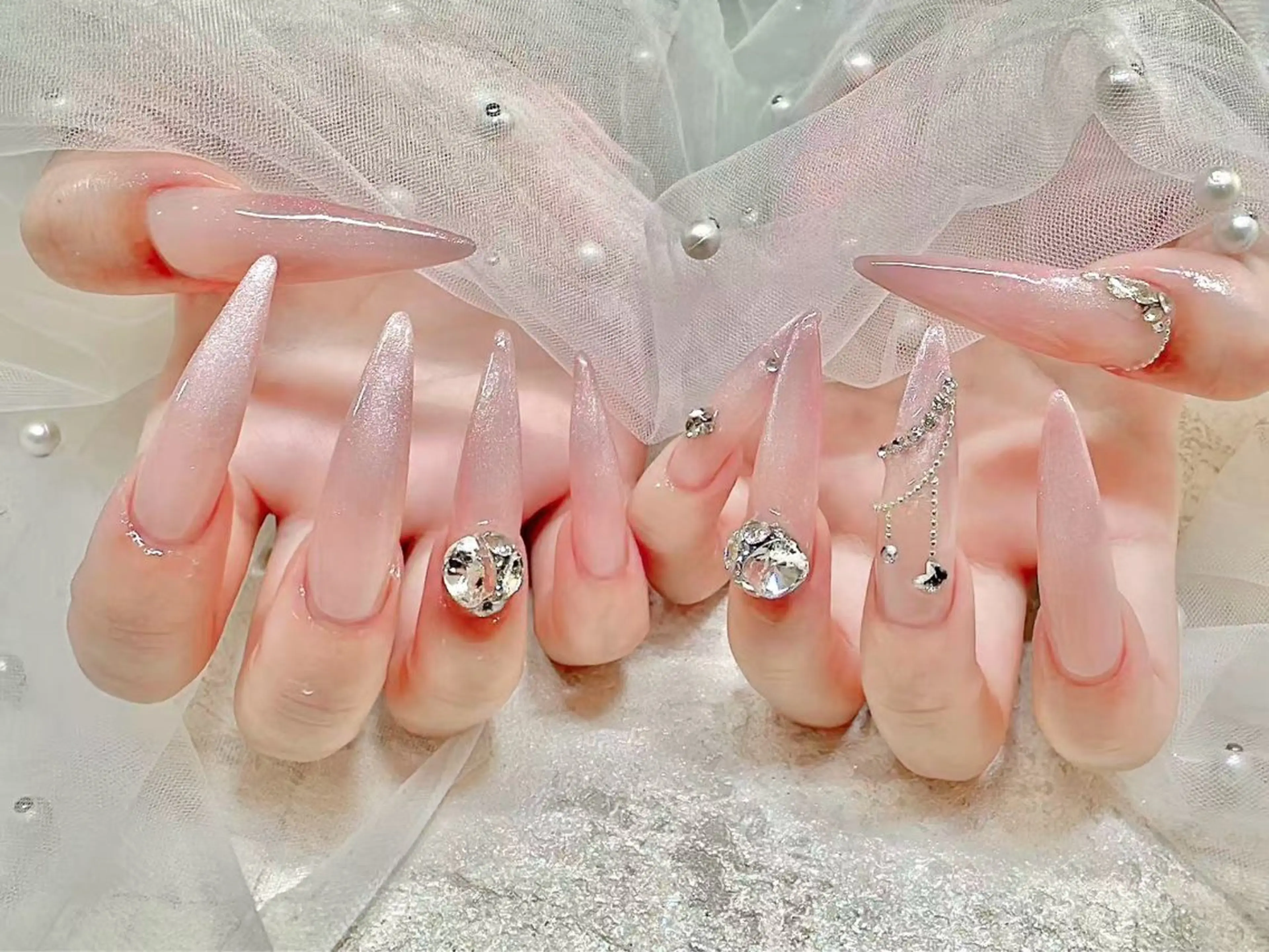 ネイル ミラクルネイルサロン所属・ミオ nailのネイルデザイン