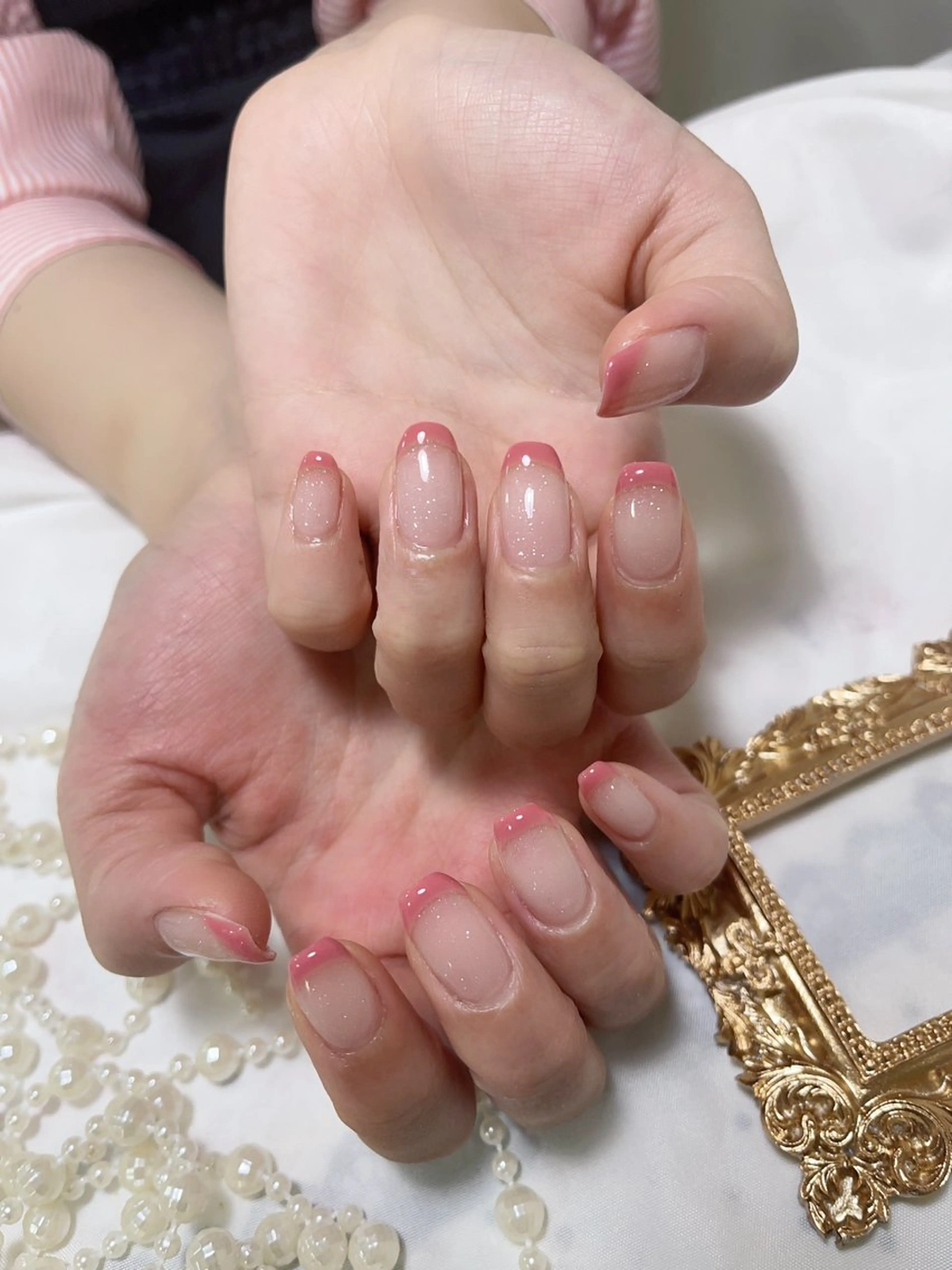 ネイル アートネイル フレンチネイル ジェルネイル グラデーション 韓国ネイル ハンドネイル 💕鈴木ユリ パラジェル/オフ無料のネイルデザイン