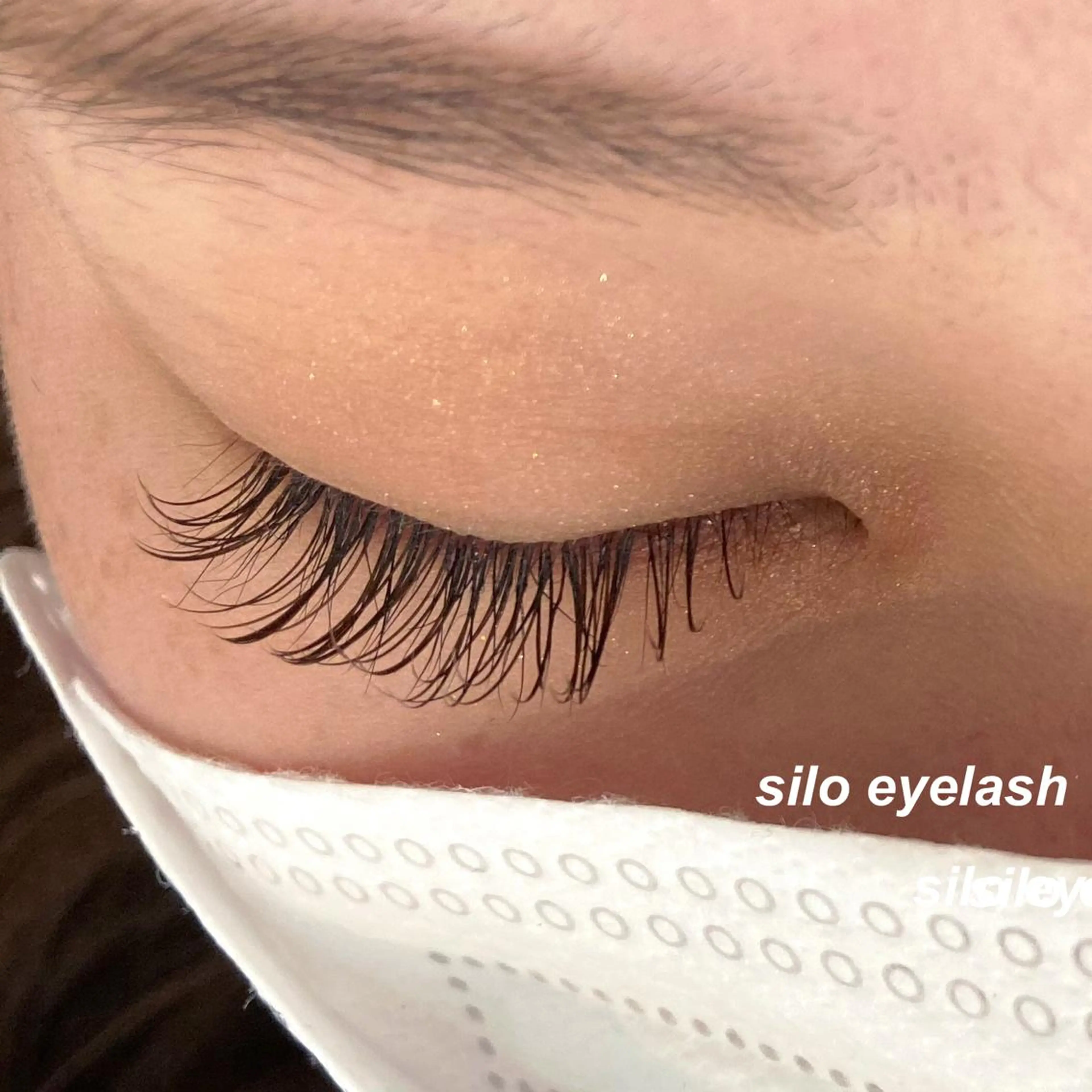 マツエク・マツパ カラーマツエク フラットラッシュ silo にひらのマツエク・マツパデザイン