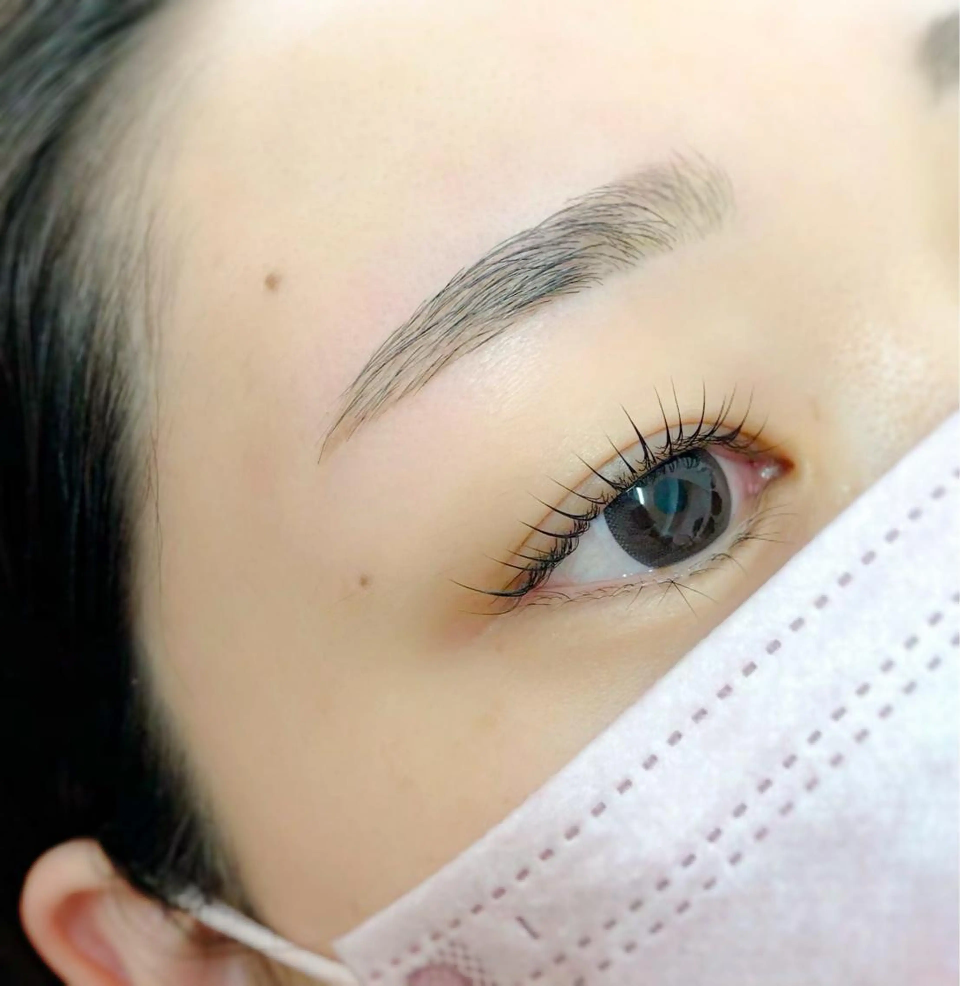 マツエク・マツパ マツパ ベッキーラッシュ銀座店所属・小松 由季の眉毛・アイブロウイメージ