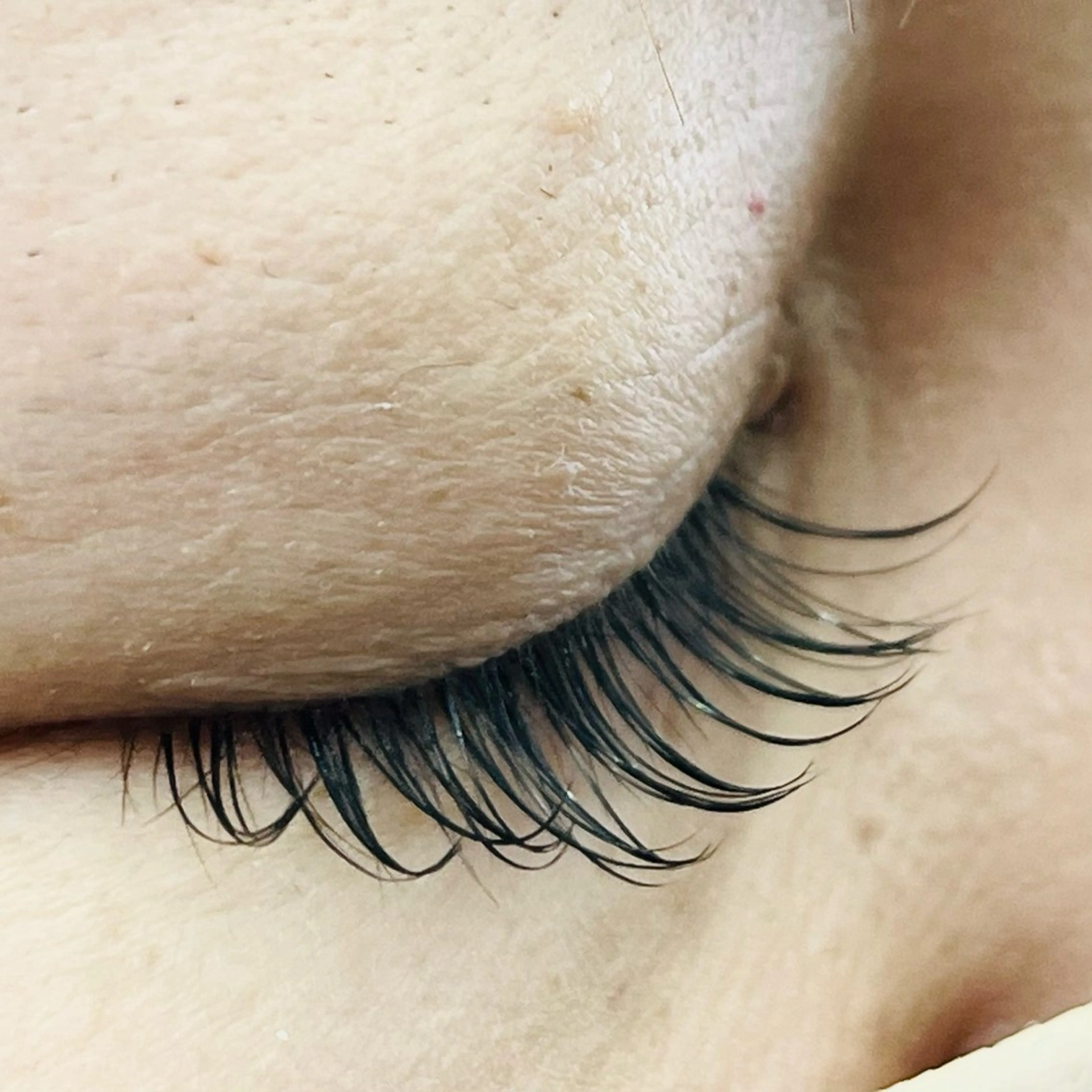 マツエク・マツパ MEGAMI 尼崎店 KUNIのマツエク・マツパデザイン