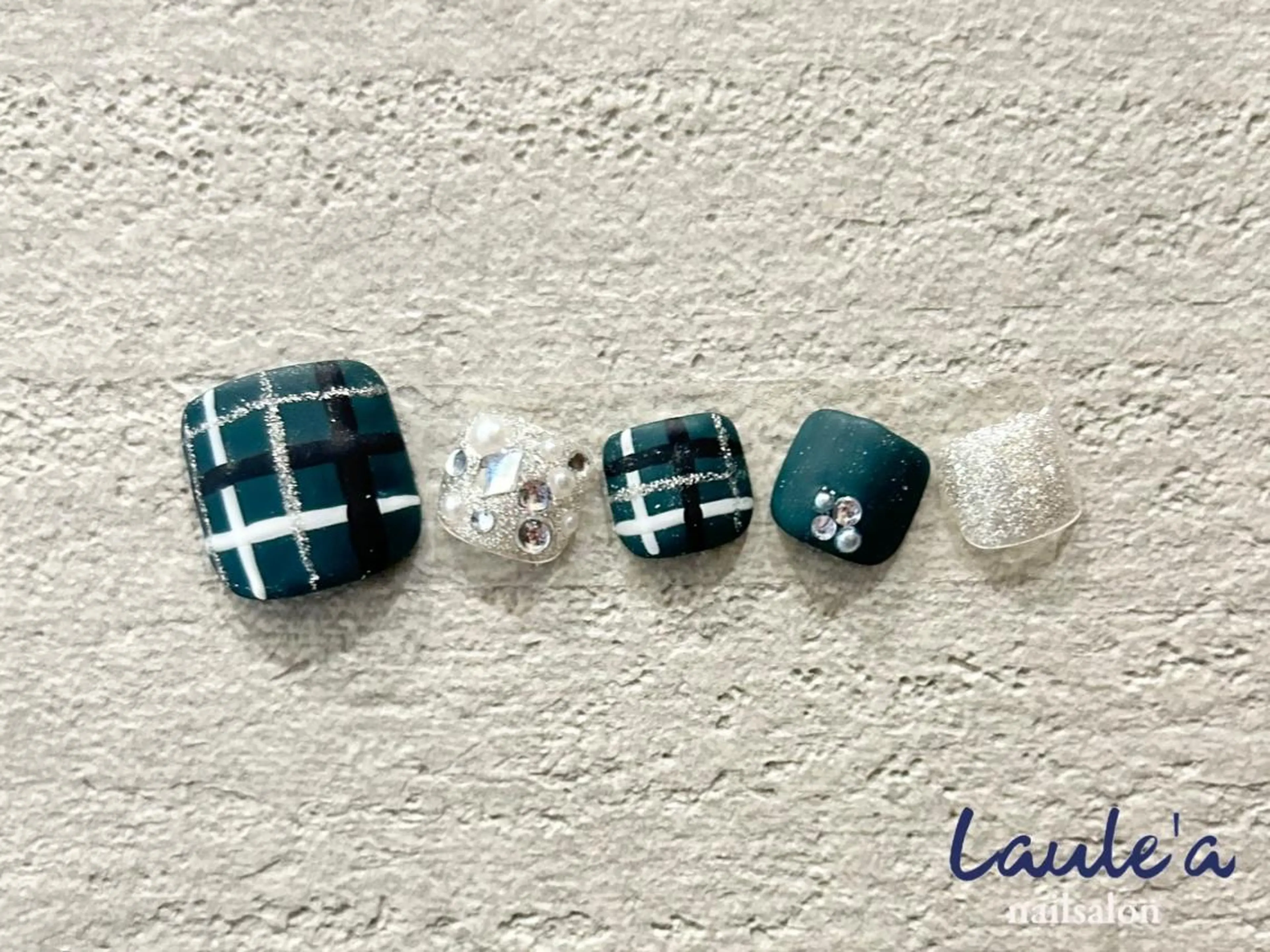 ネイル フットネイル Laule’a 昭島店のネイルデザイン