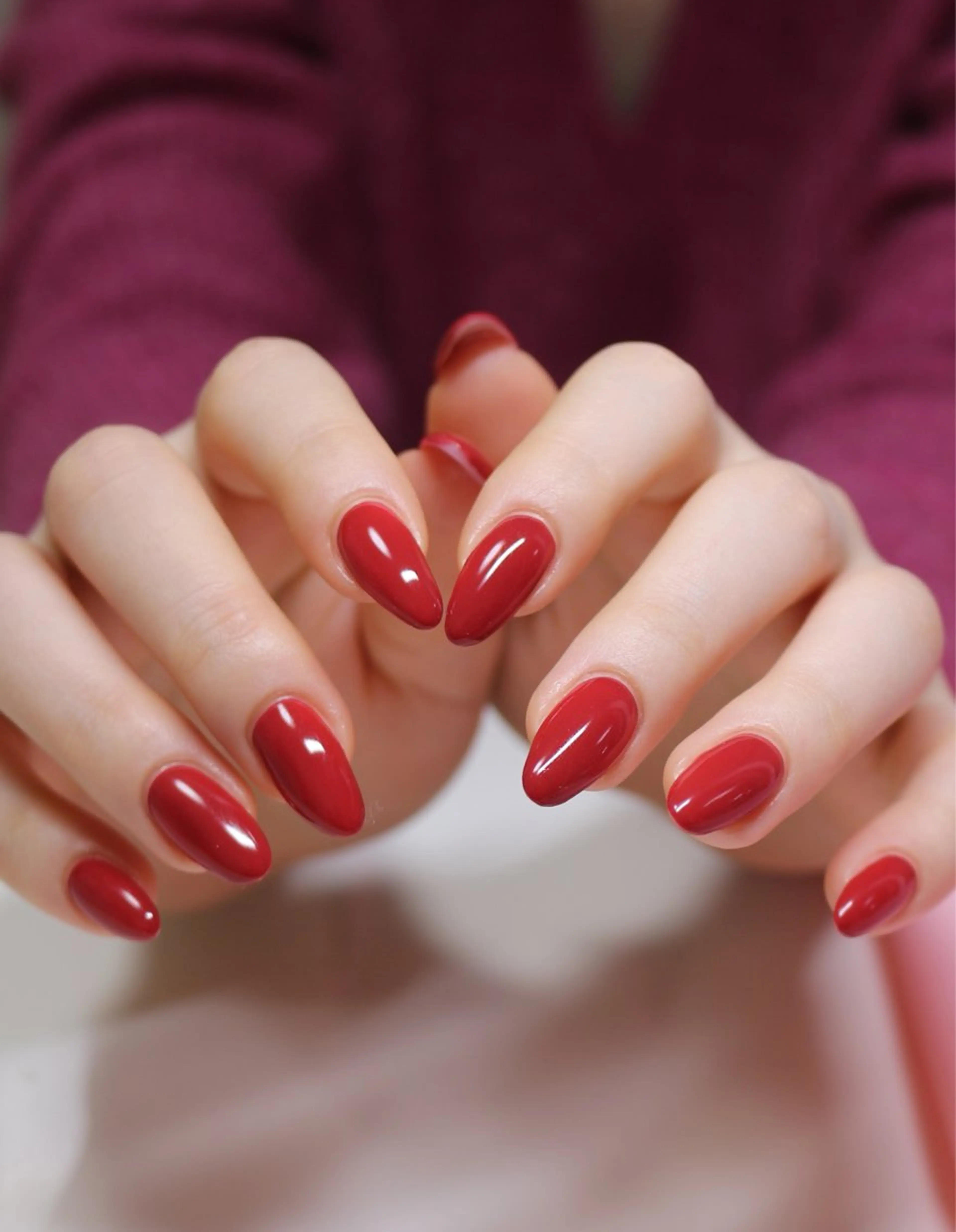 ネイル 韓国ネイル ロングネイル ワンカラーネイル 赤色 ワンホンネイル ハンドネイル Baku Nailsのネイルデザイン