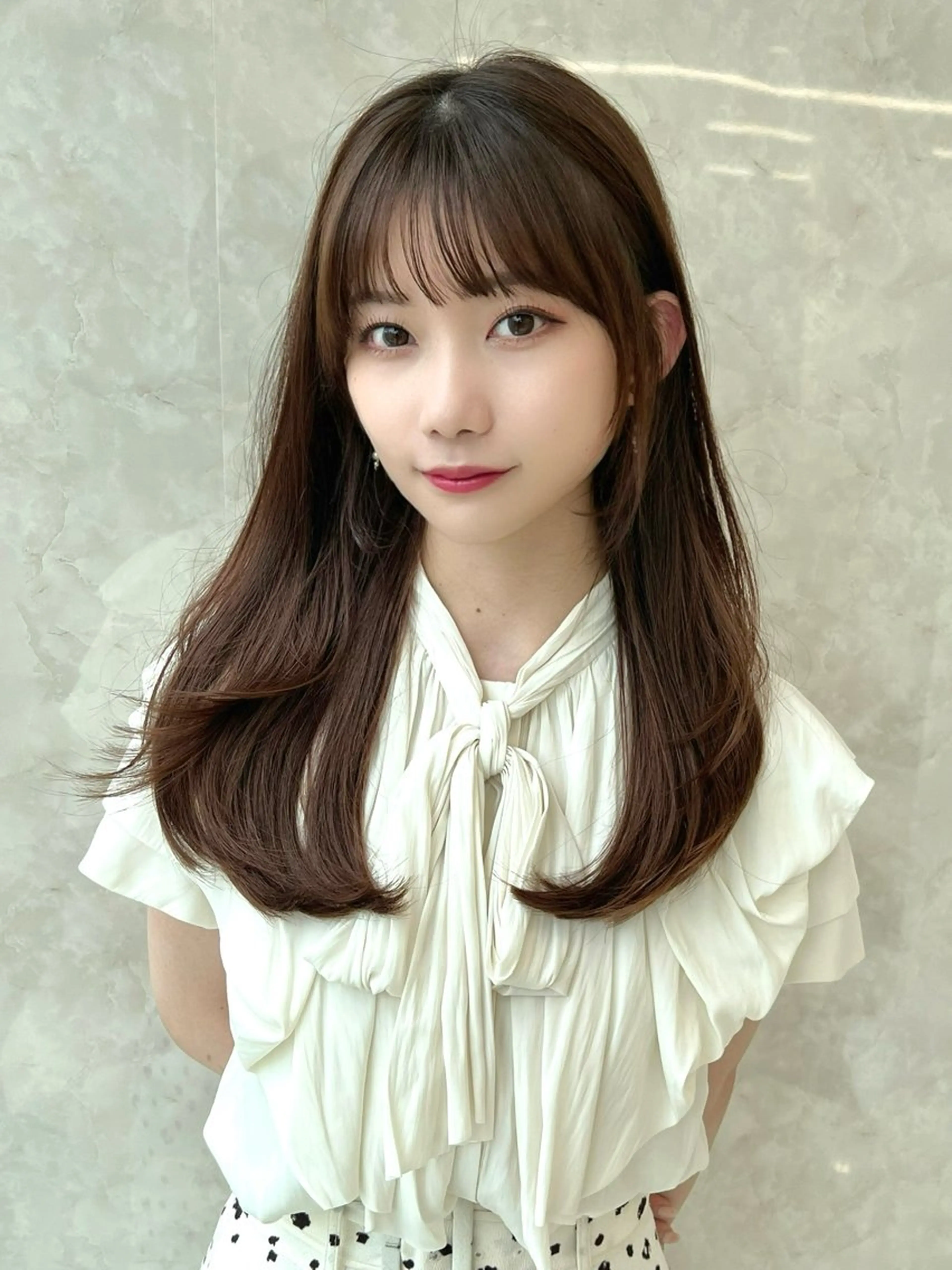 セミロング MAEUL 【マウル】栄のヘアスタイル