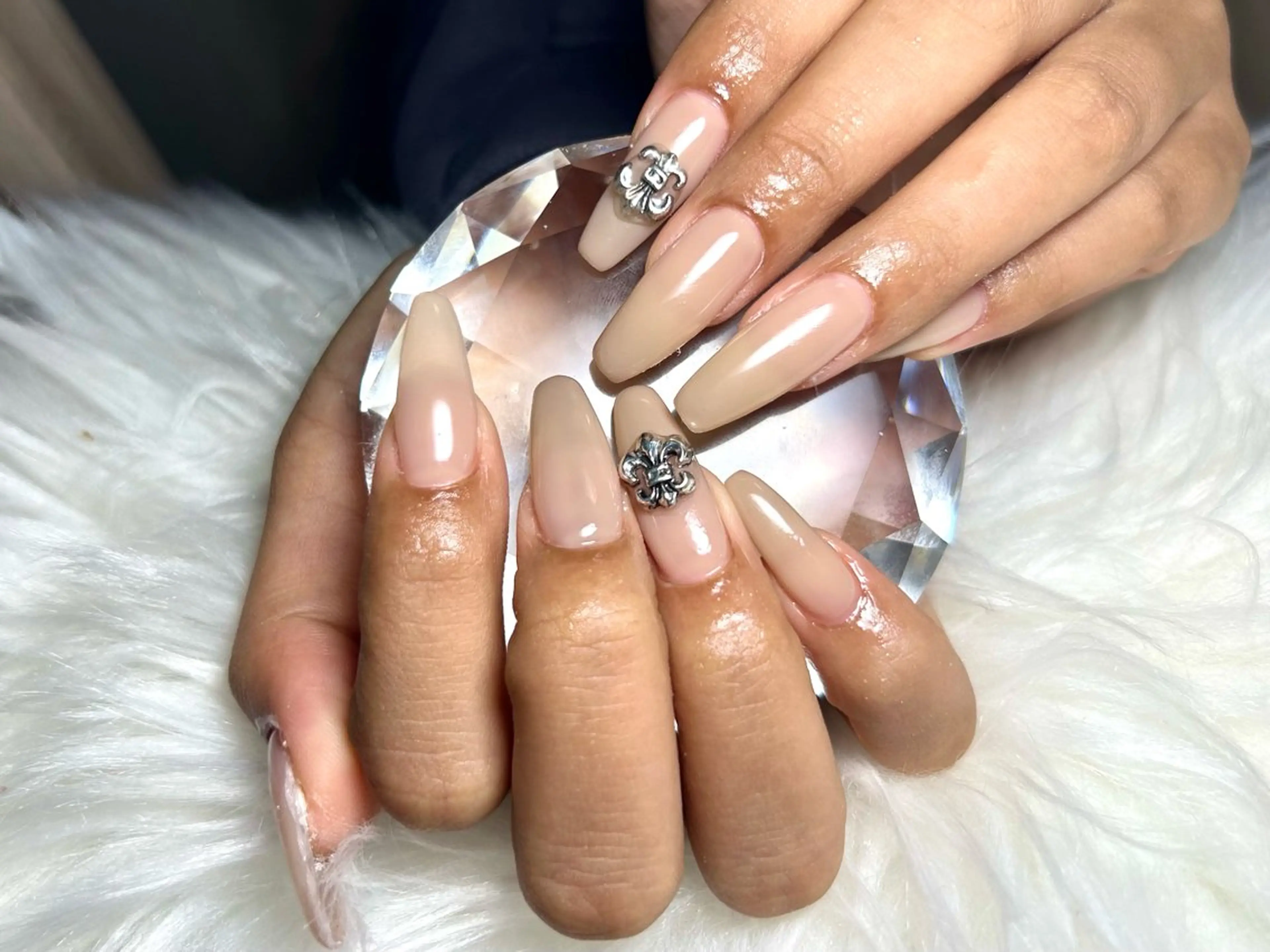 ロング ハンドネイル renard.所属・nail salon Renardのネイルデザイン