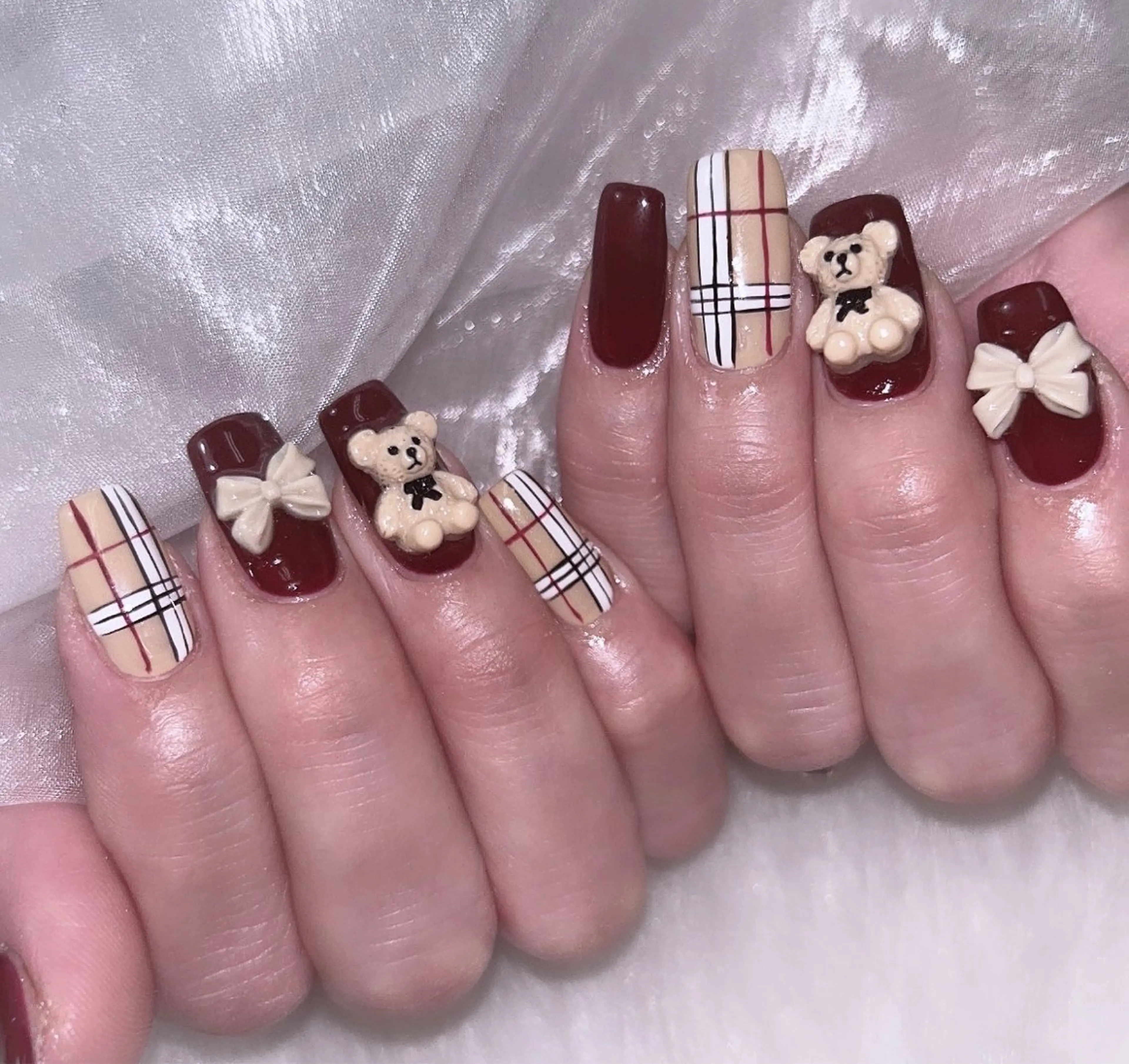 ネイル 高草木 桃香のネイルデザイン