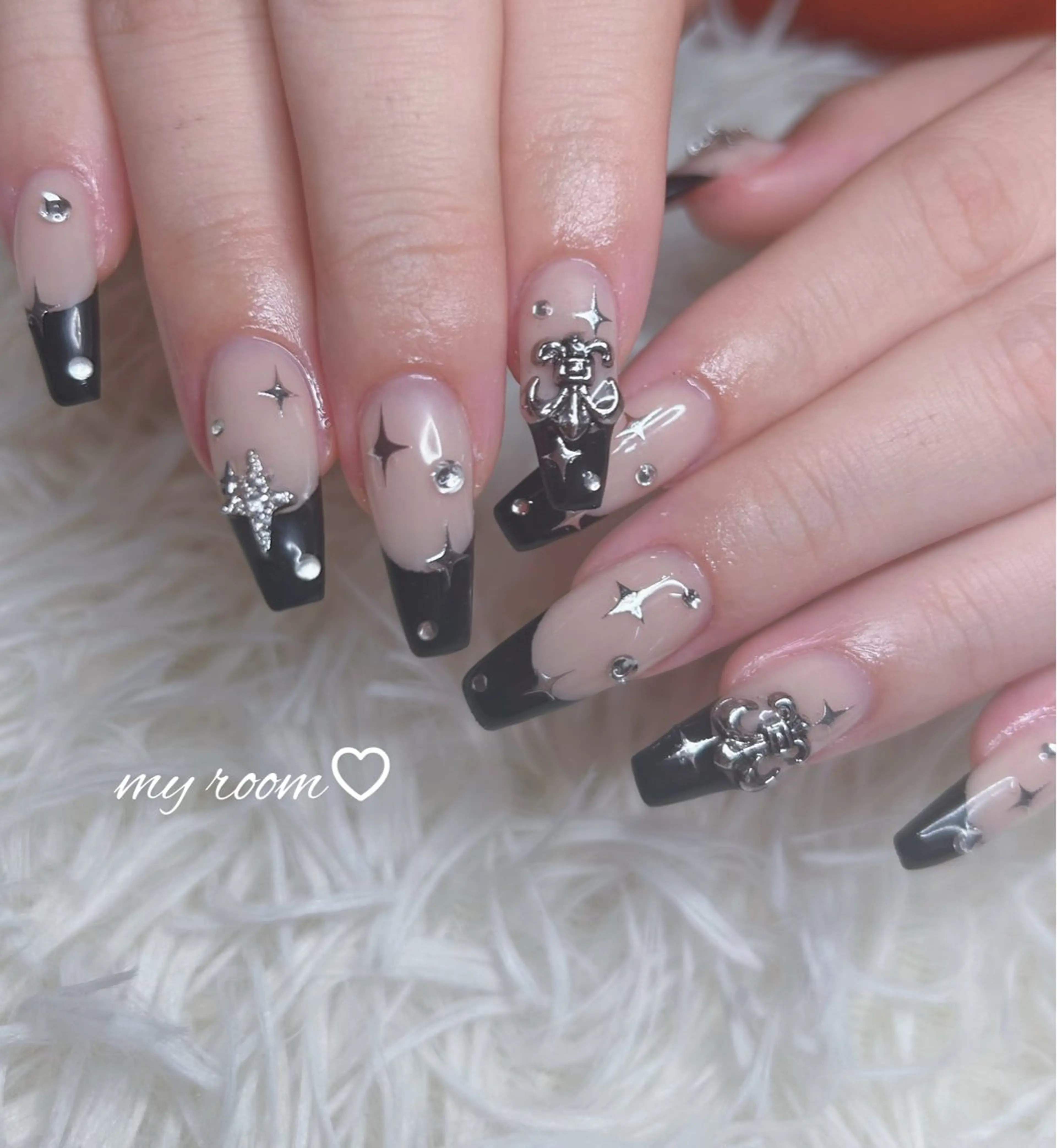 ネイル うるま市サロン Yuko Izawaのネイルデザイン