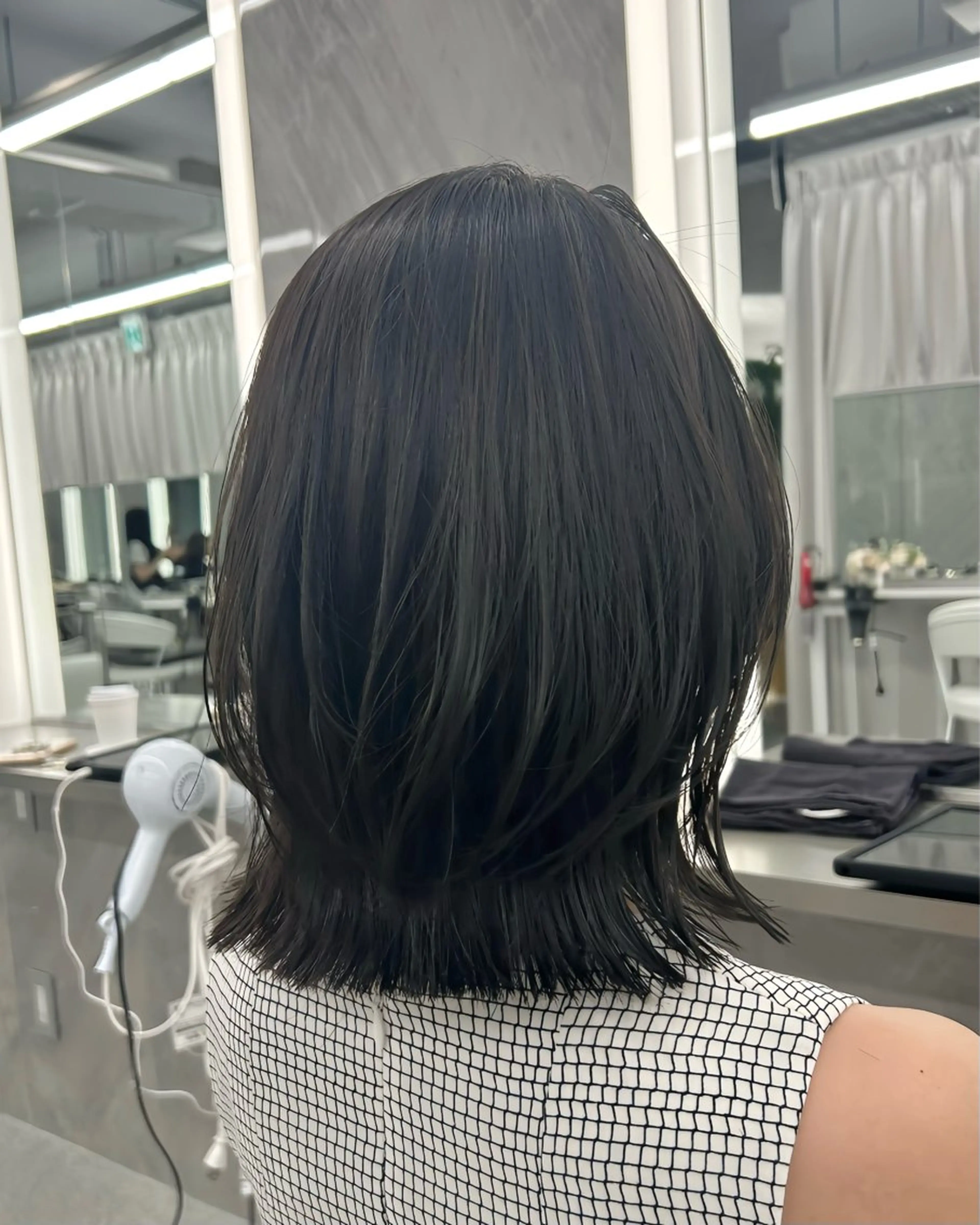 ミディアム 韓国顔まわり/前髪 /レイヤー/いつきのヘアスタイル