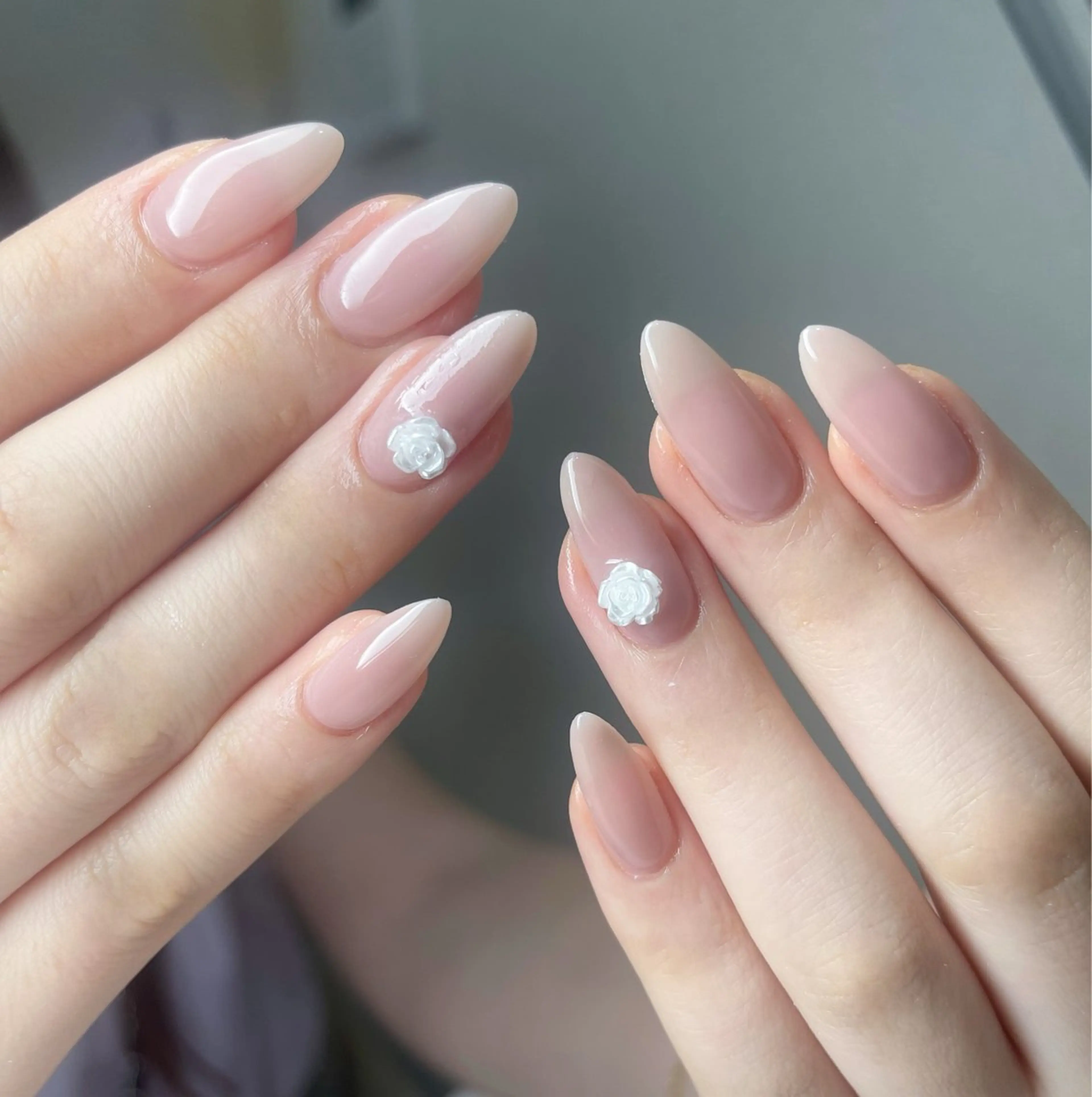 ネイル フットネイル フレンチネイル グラデーション キラキラネイル マグネットネイル Lina nailのネイルデザイン