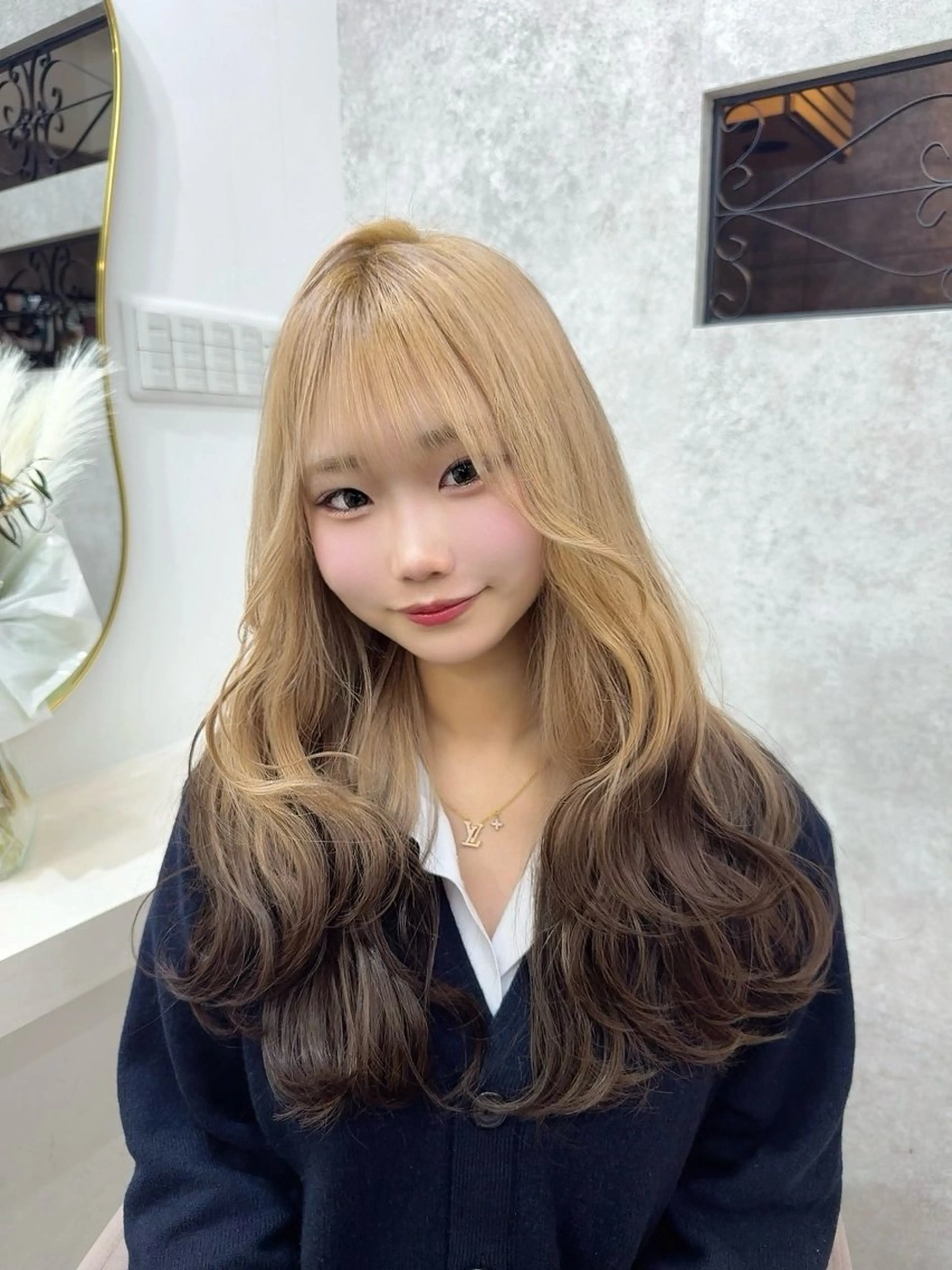 ロング ヘアカラー 💓Yuri💓 ハイトーン/デザインのヘアスタイル