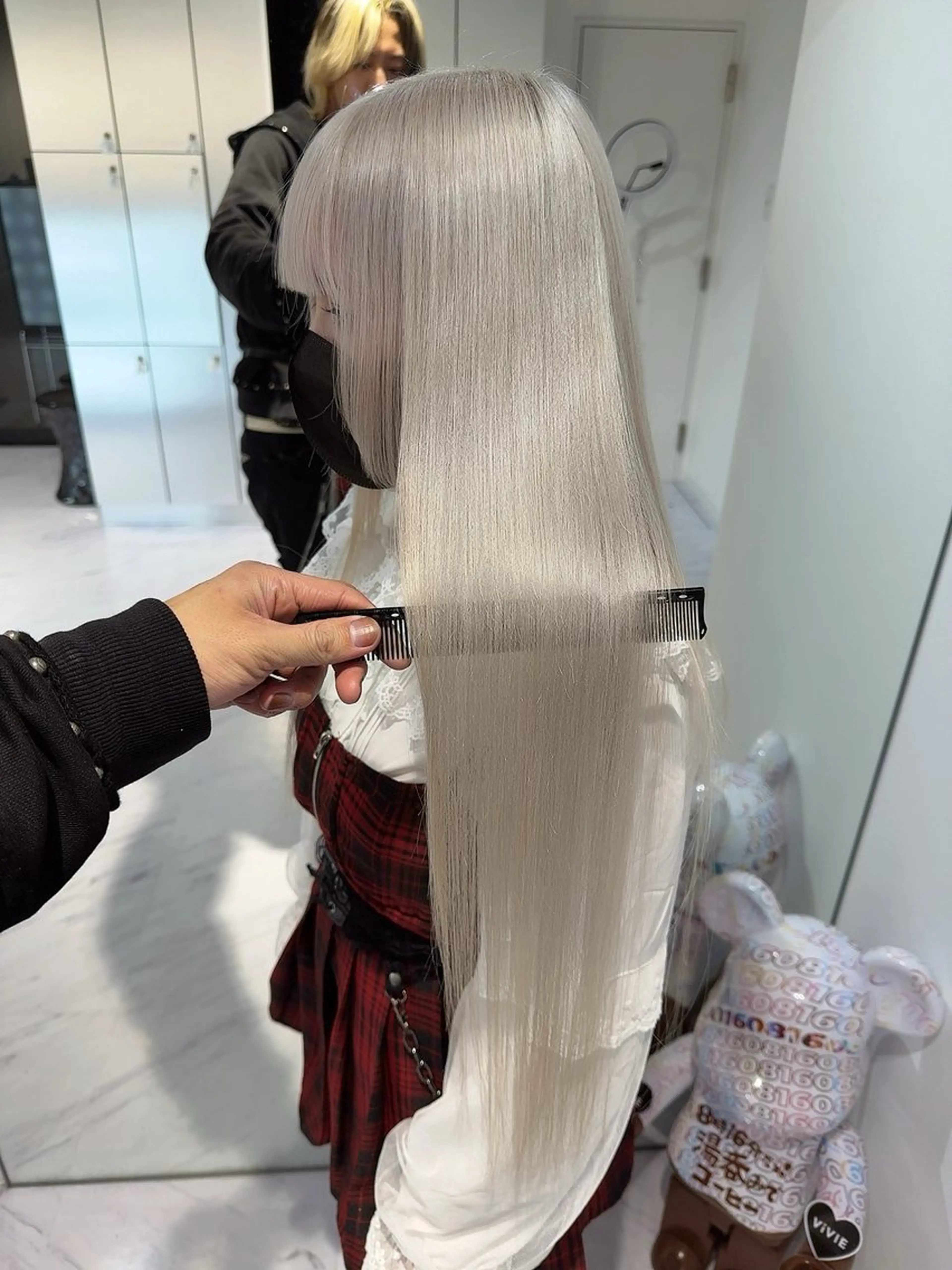 ロング ヘアカラー 🌟龍明🌟福岡 ハイトーン🌟のヘアスタイル