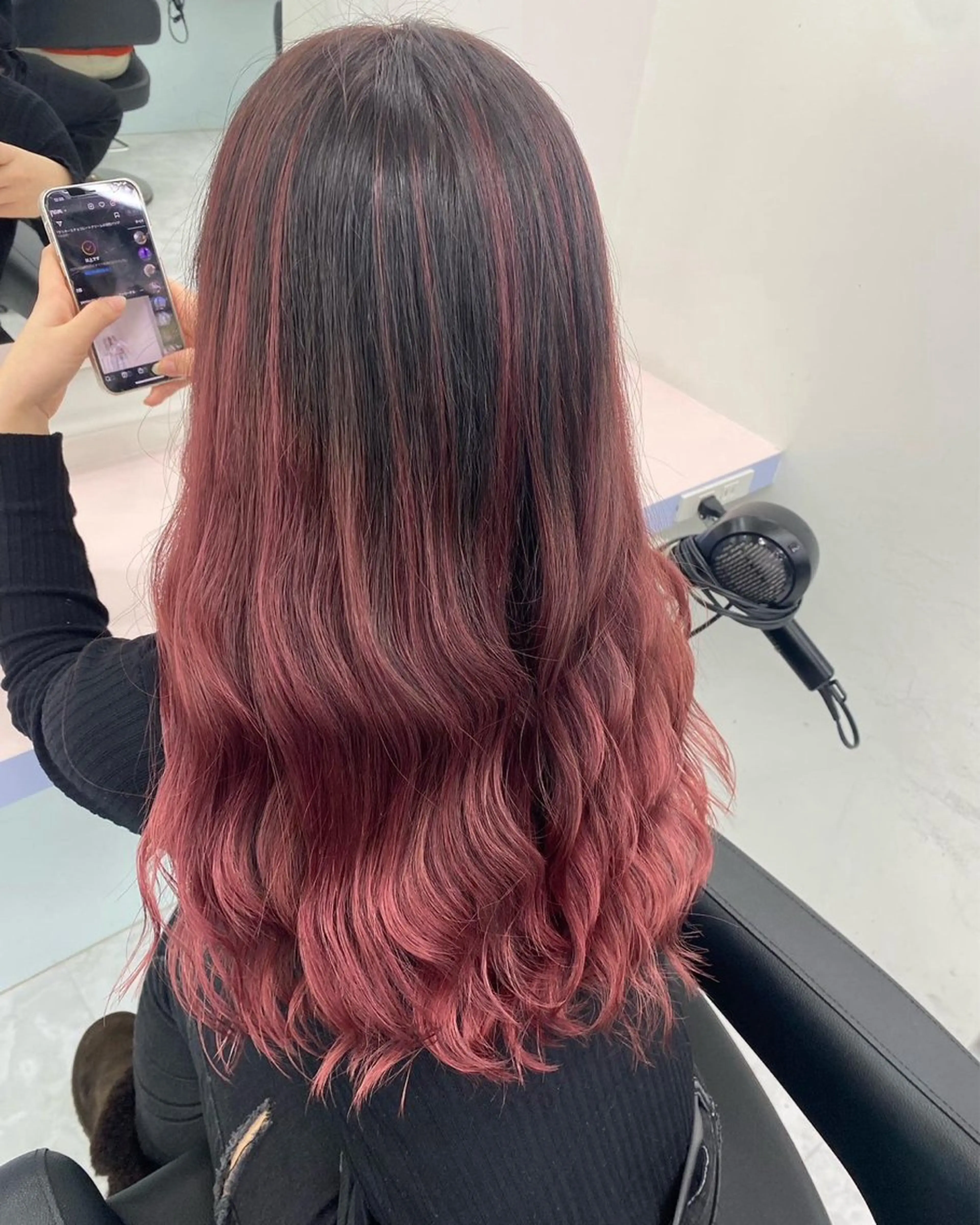 ロング カラー パーマ ヘアアレンジ メンズ 🤍透明感カラー🤍 ブリーチ🤍AINEのヘアスタイル