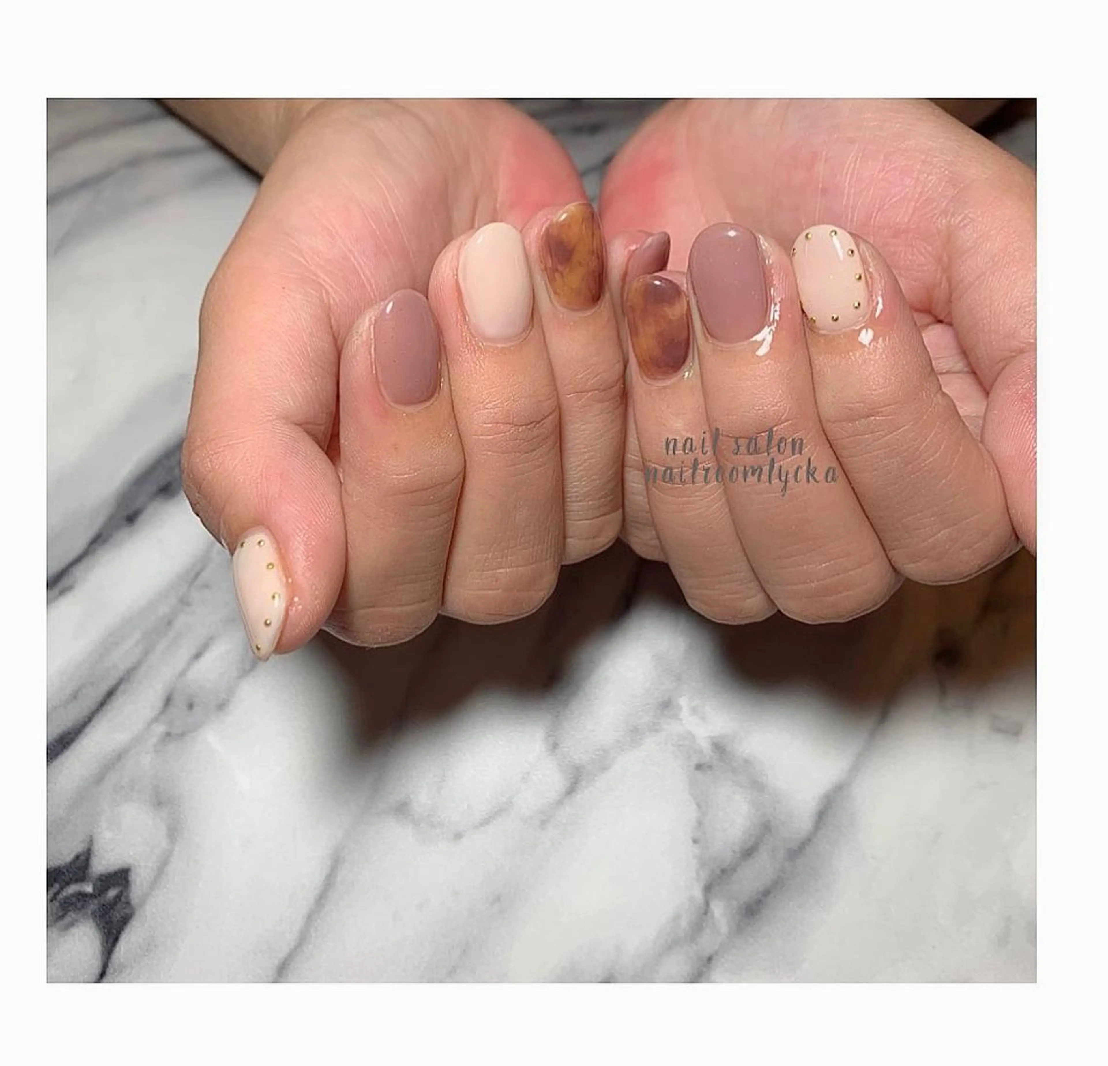 ネイル ﾈｲﾙﾙｰﾑﾘｯｶ 𝐦𝐚𝐲𝐮のネイルデザイン