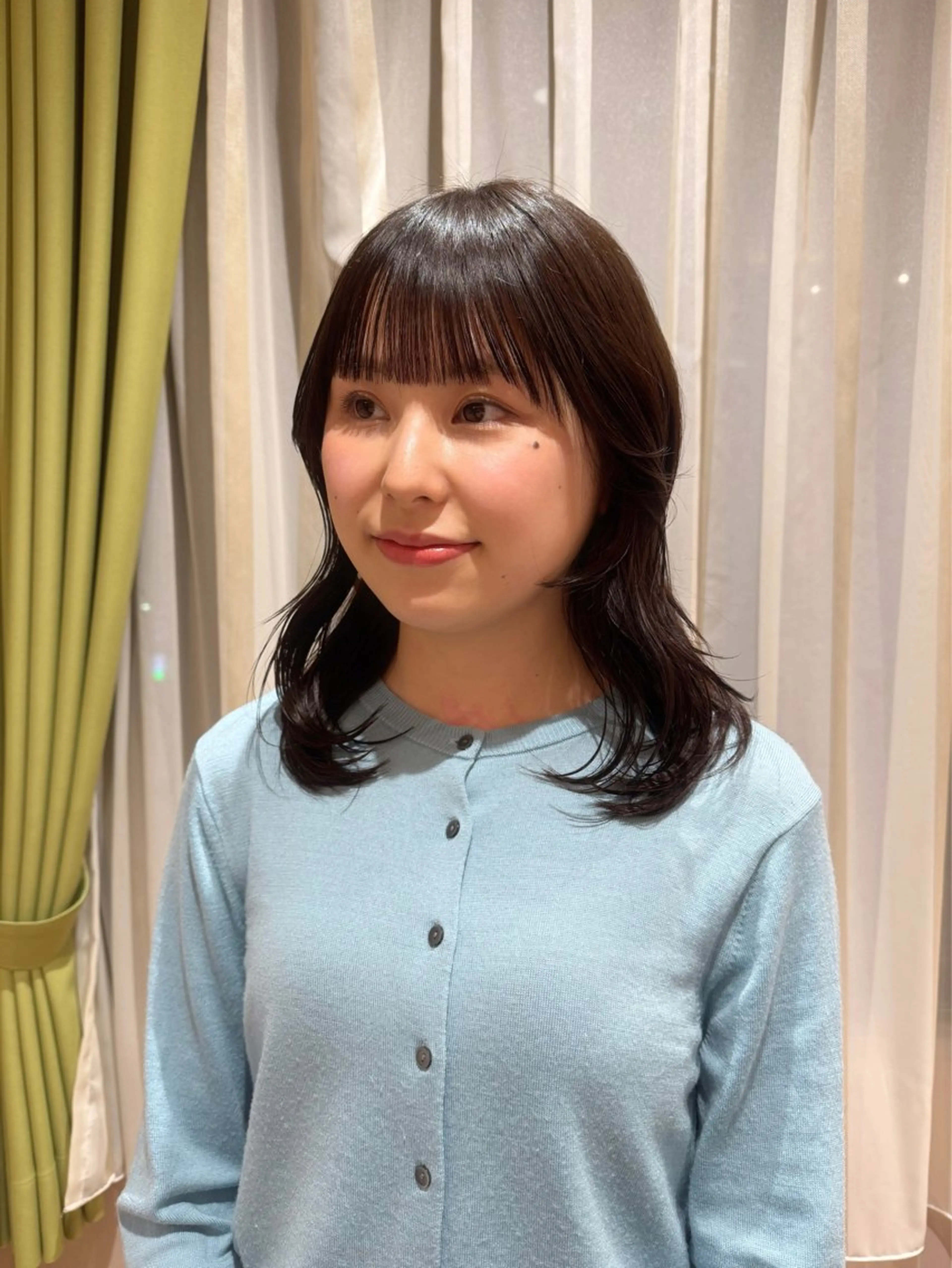 ミディアム haruna🐈🎀 / Lita 4Fのヘアスタイル