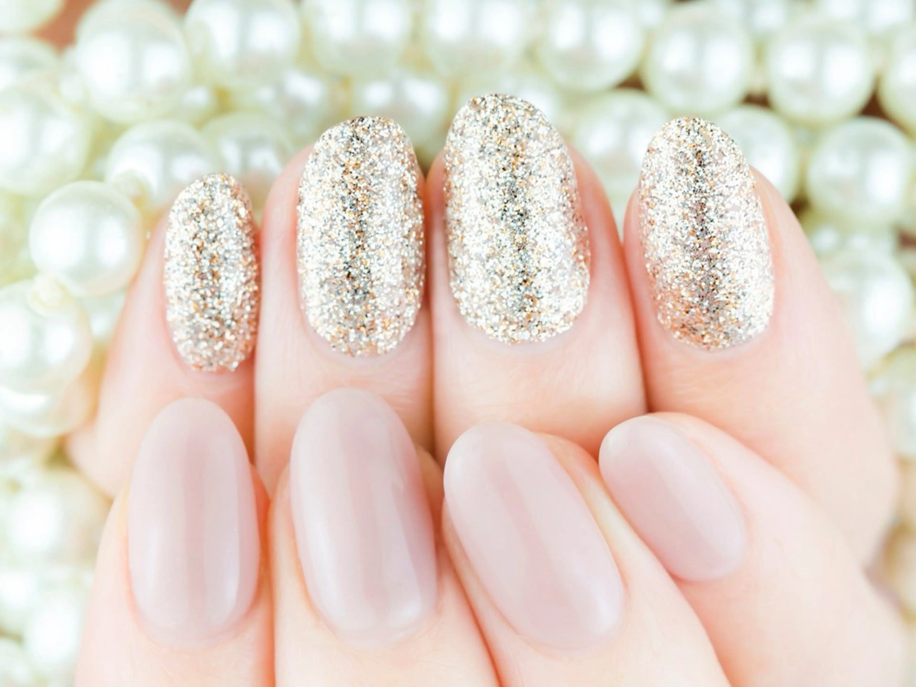 ミディアム nail salon Emi la beaute 心斎橋店所属・坪野 めぐみのネイルデザイン