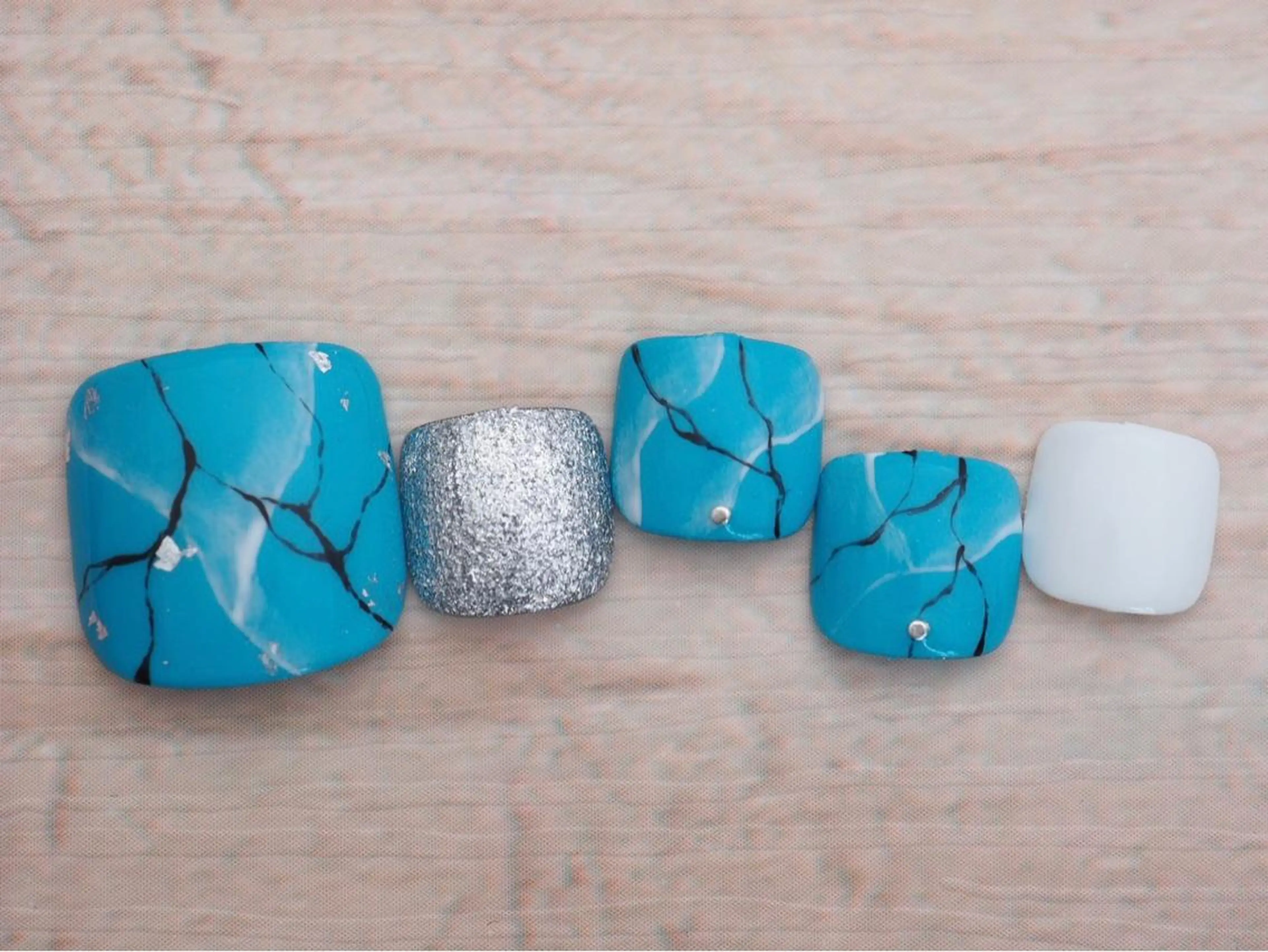 ネイル Laule'a Jr 🎀ネイリスト🌼のネイルデザイン