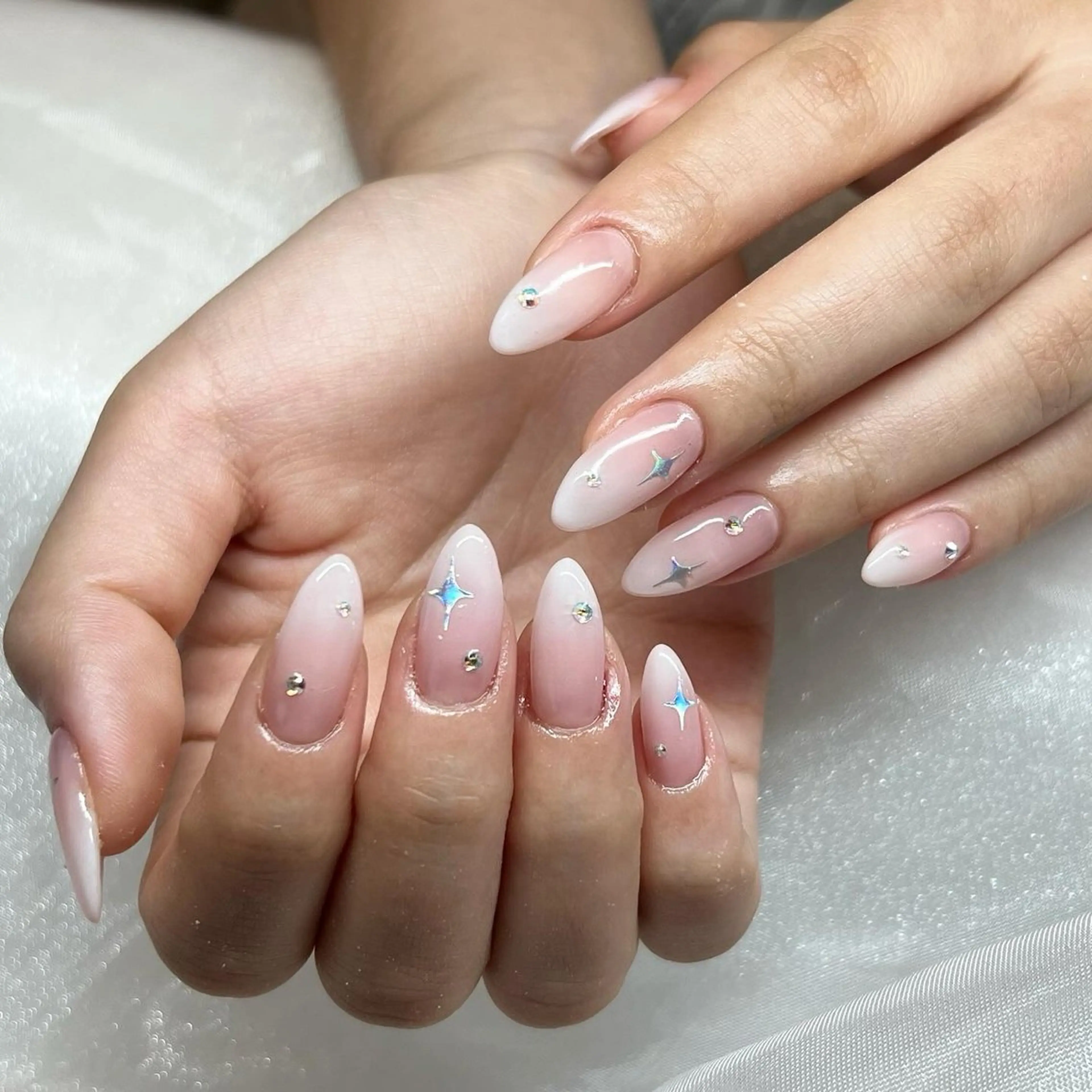 ネイル aimer more ANZU🍯のネイルデザイン