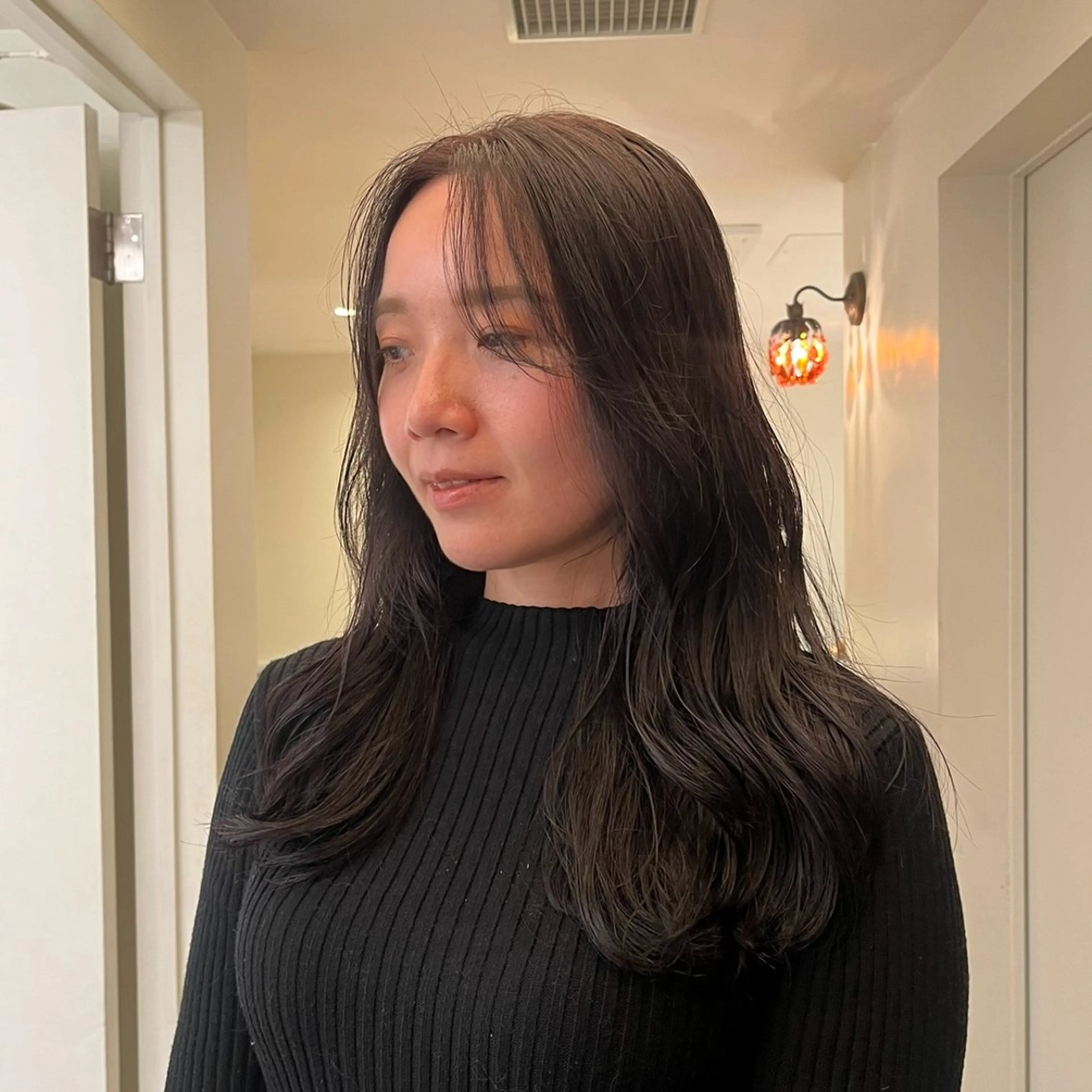 ロング カラー グレージュ ラベンダーカラー ラベンダーグレージュ ラベンダーグレー ヘアカラー るな/暖色、 ベージュカラー🎀のヘアスタイル