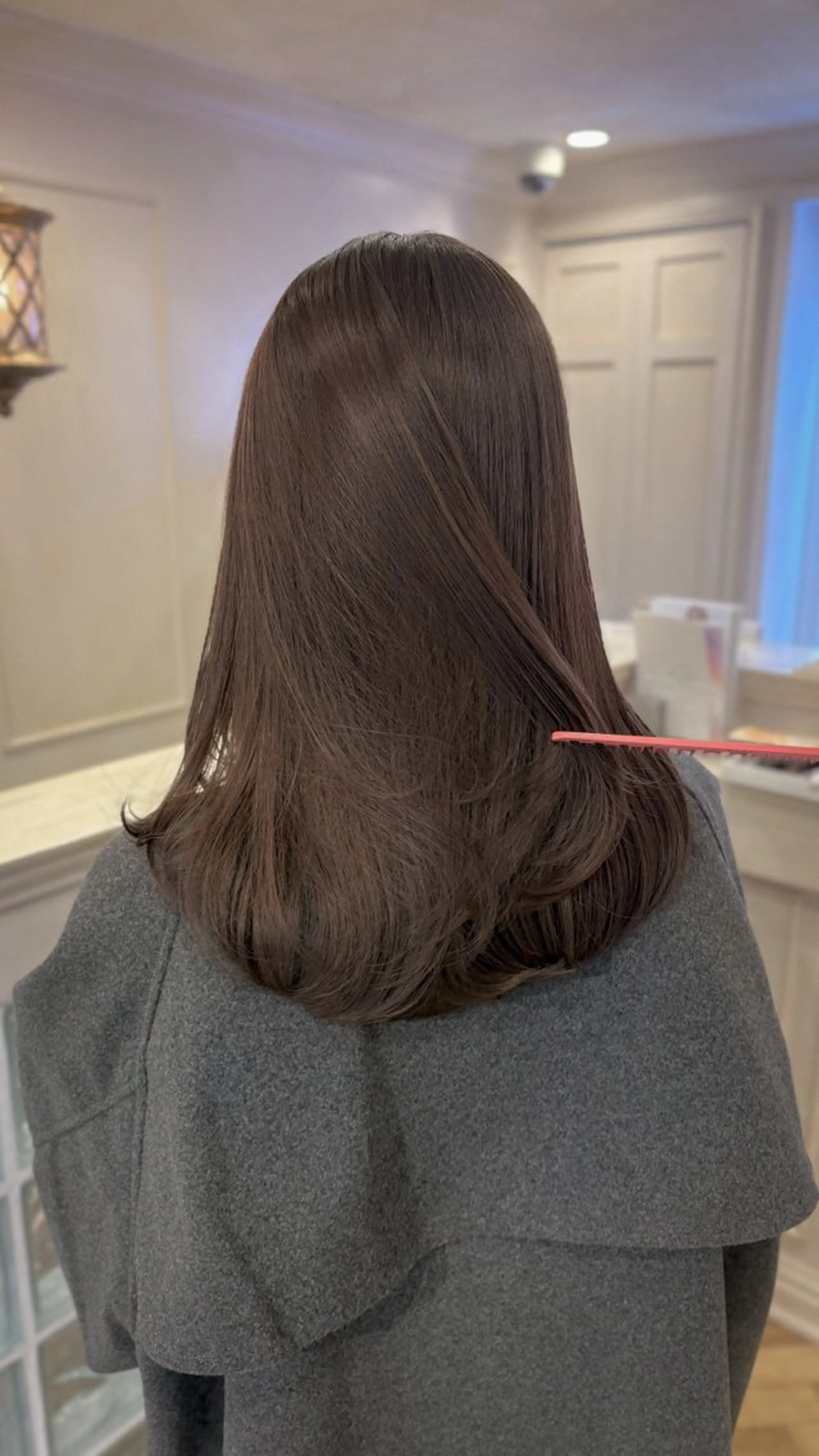 ミディアム カラー カット ヘアカラー トリートメント グレージュ|くすみ× 透明感|kazutoのヘアスタイル