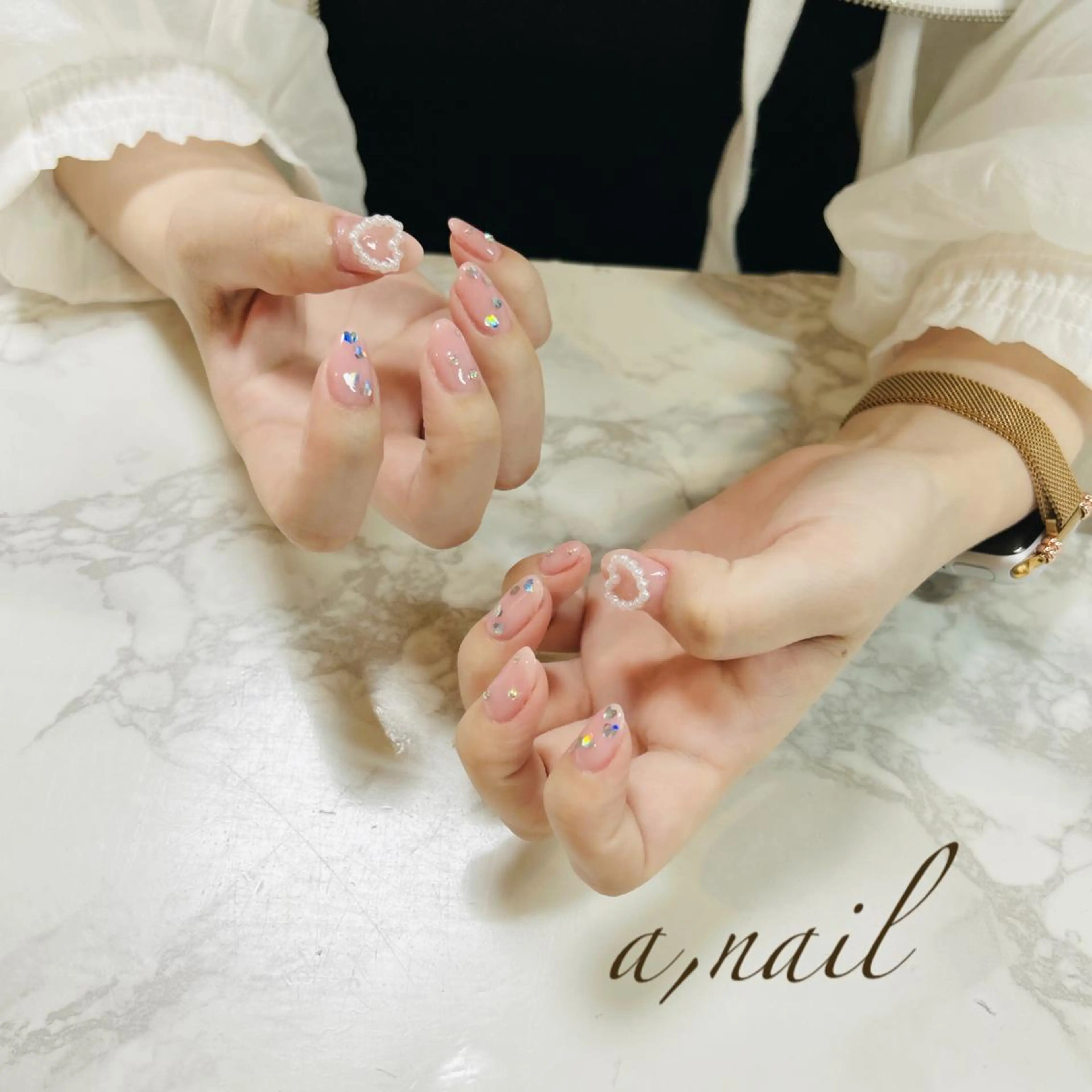 ネイル ジェルネイル グラデーション ハート キラキラネイル ワンカラーネイル ハンドネイル ネイルサロン エーネイルのネイルデザイン