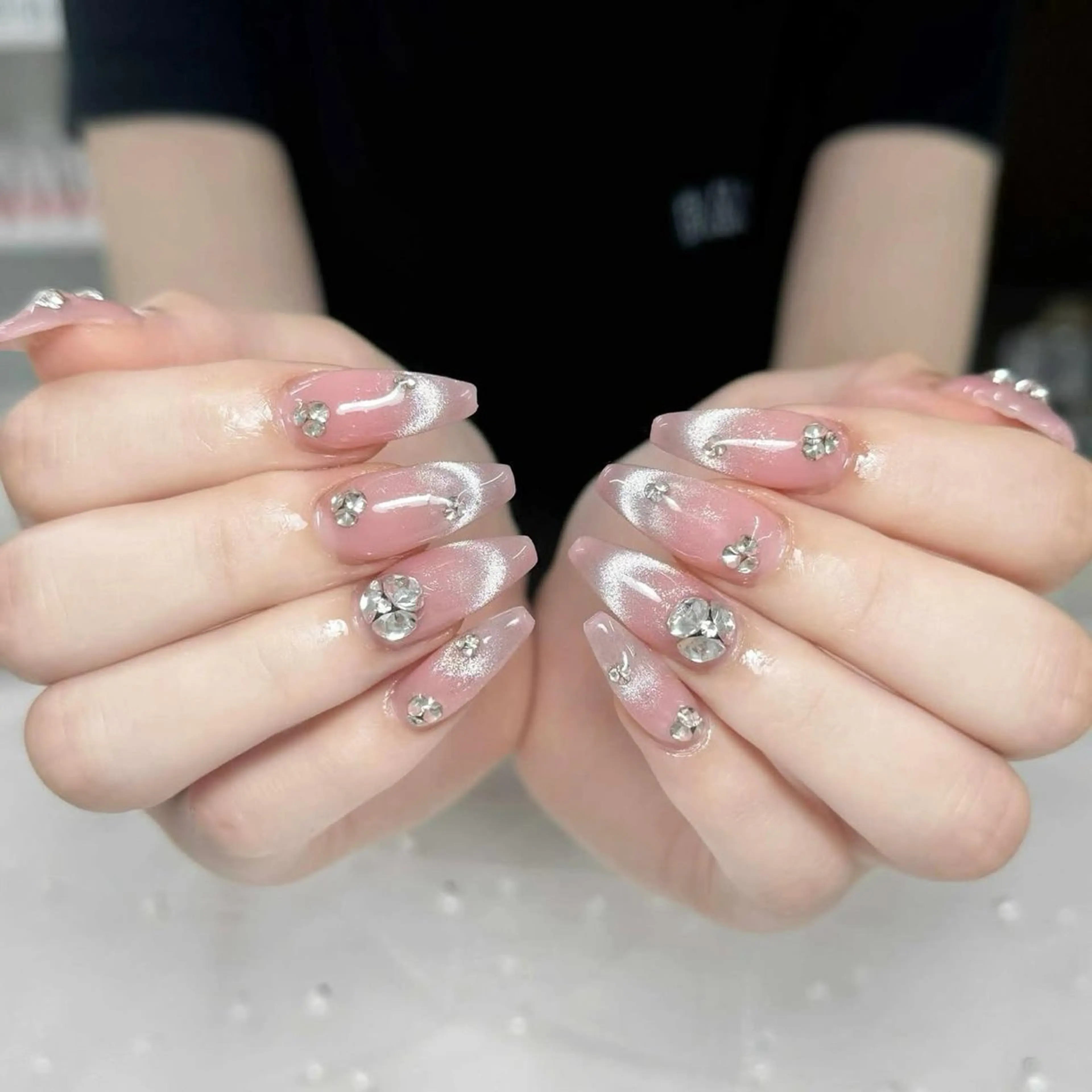 ネイル ハンドネイル ハンドケア Nova Nail Nambaのネイルデザイン