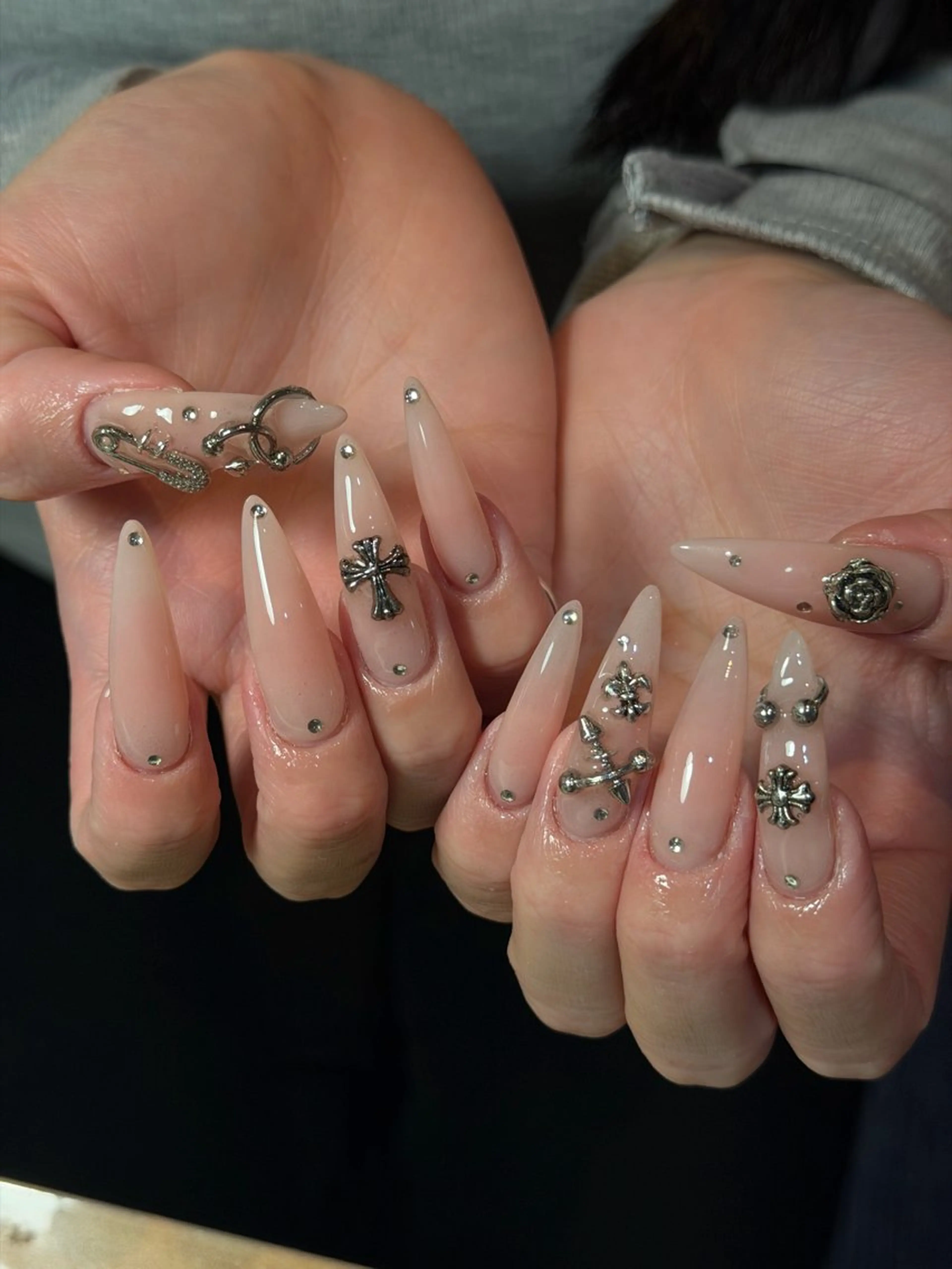 ネイル 韓国ネイル シンプルネイル ワンホンネイル ハンドネイル CoMo Nail Studio所属・CoMo Nailのネイルデザイン