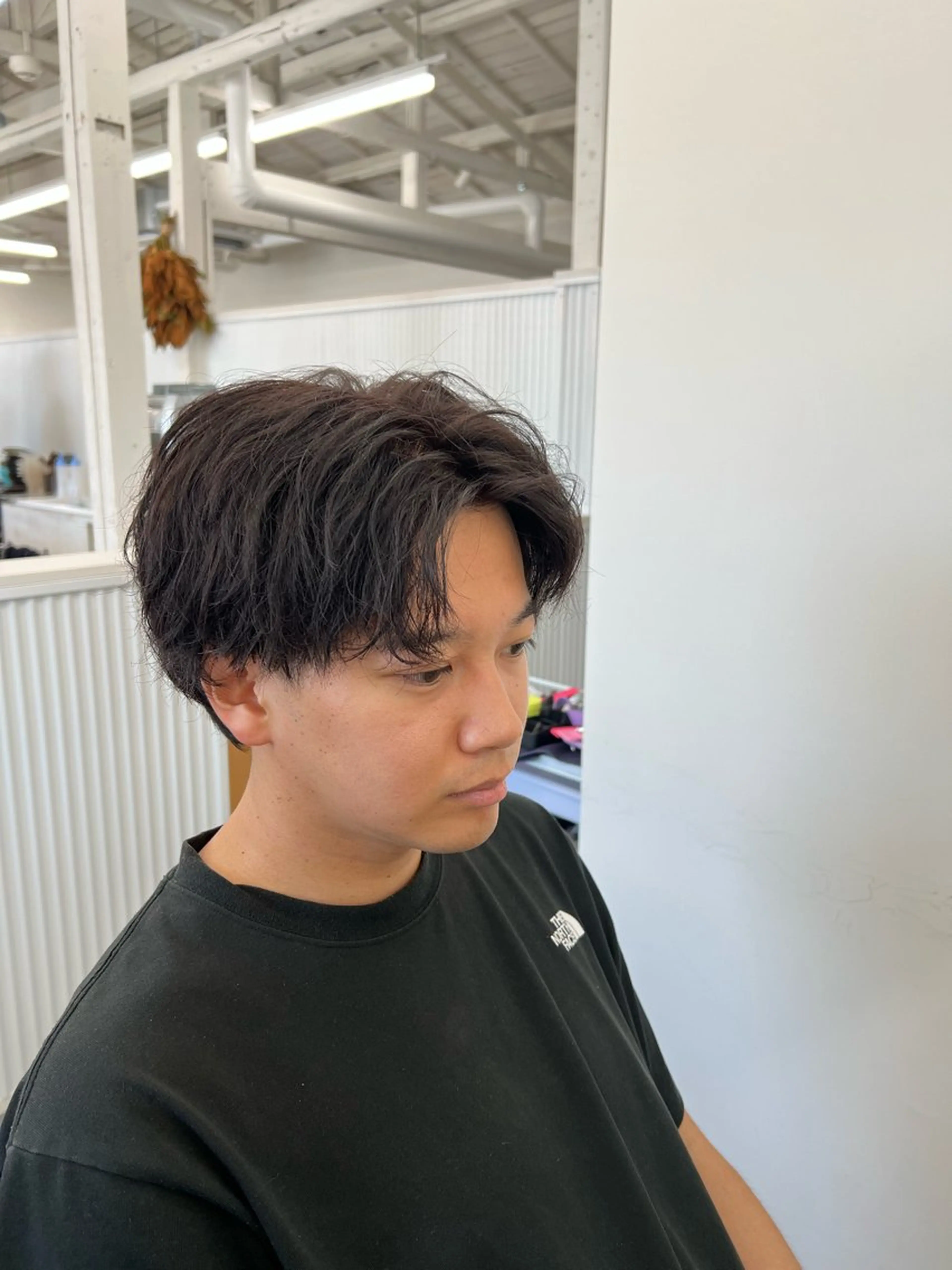 メンズ センターパート メンズパーマ LATTE　伊勢崎所属・北爪 紫音のヘアスタイル