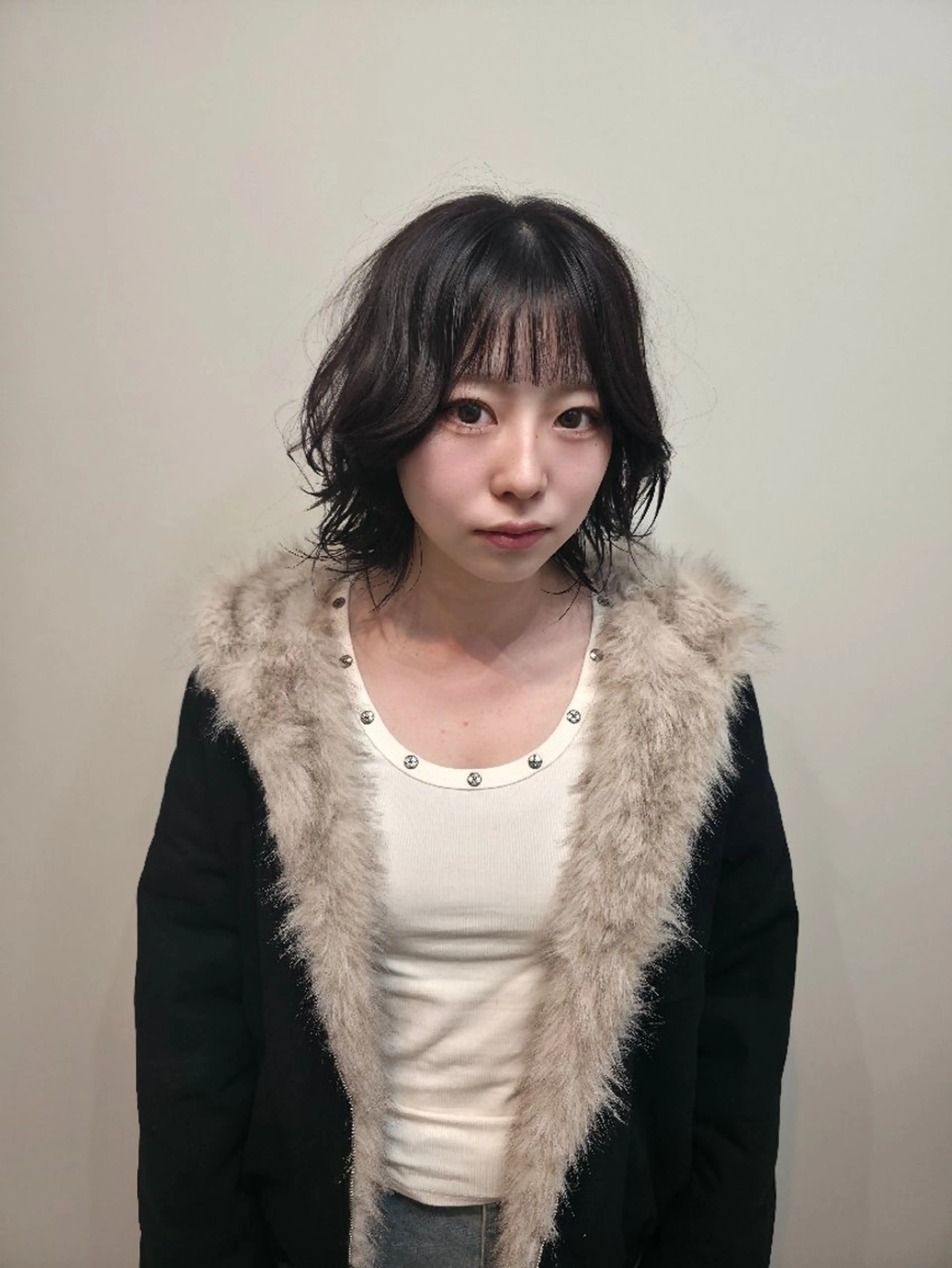 ミディアム カラー ブリーチ インナーカラー 髪質改善 縮毛矯正 カット ヘアカラー トリートメント OMA　 カタギシのヘアスタイル