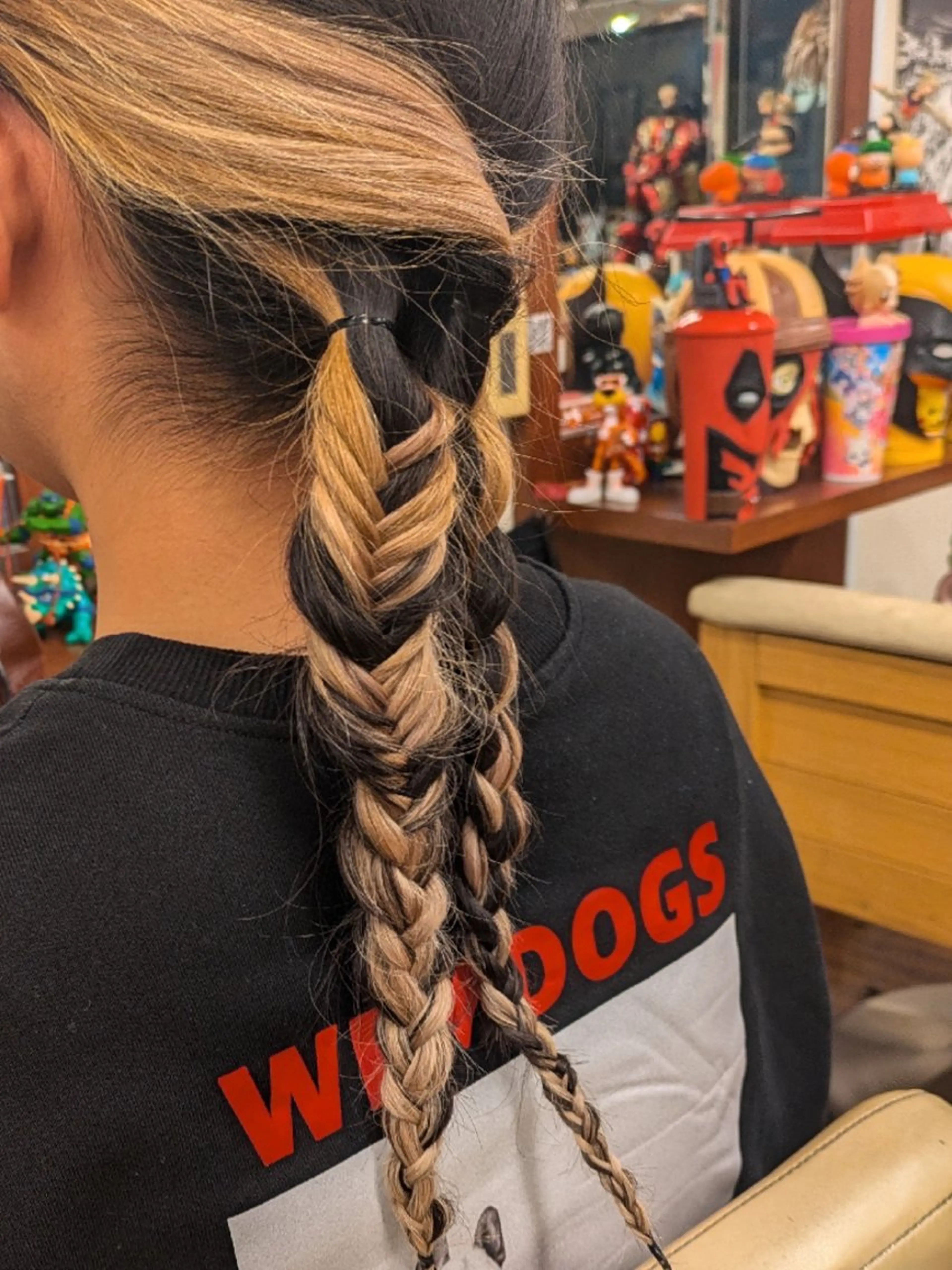 カラー ロング ヘアアレンジ カット ヘアカラー トリートメント fuwat所属・秋葉原でカラーする なら🐉ちぇーたんのヘアスタイル