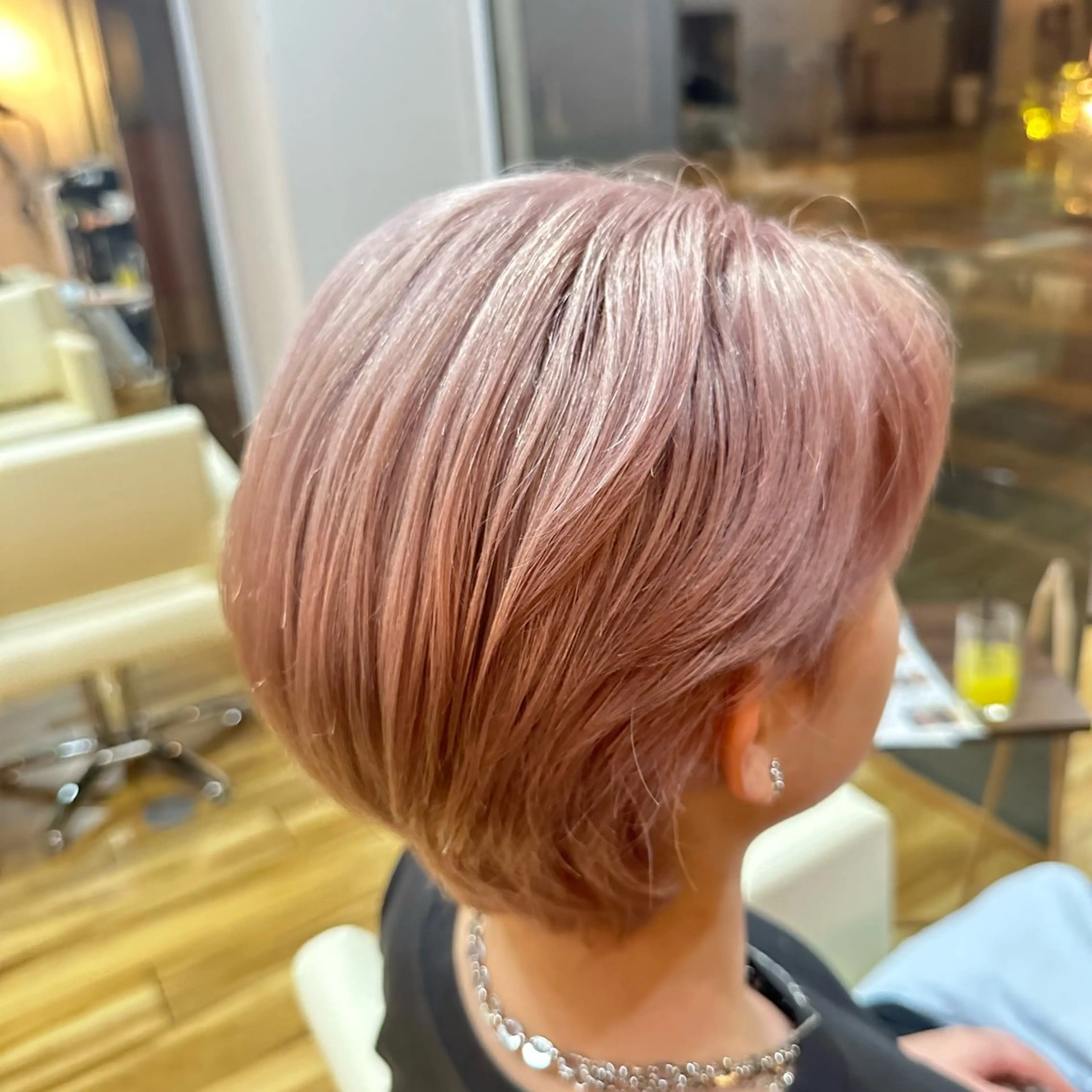 カラー ブリーチ ピンクカラー ヘアカラー 大原 正寛のヘアスタイル